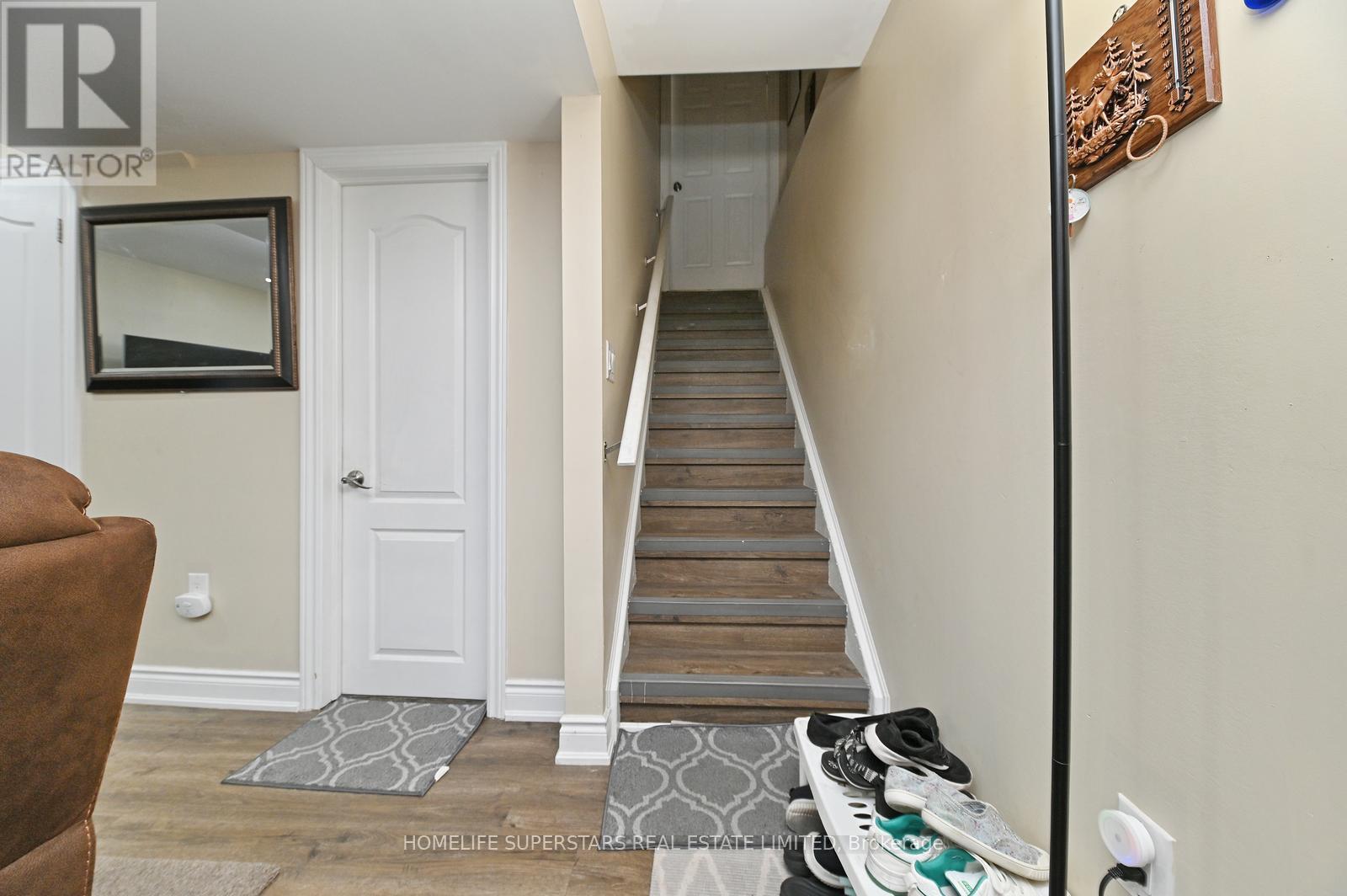 6 Wildflower Street, Kitchener, Ontario  N2P 0G7 - Photo 44 - X12542240