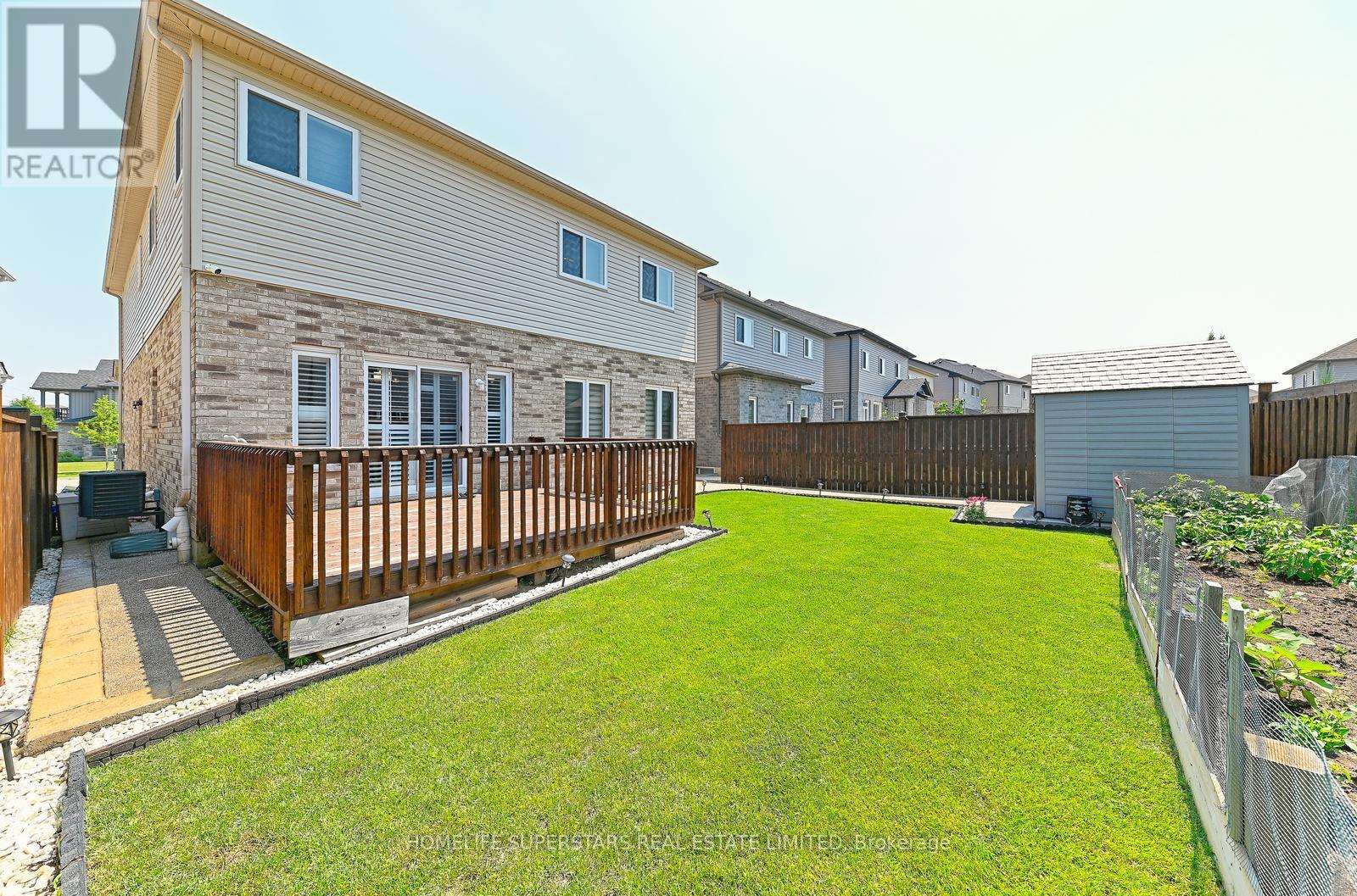 6 Wildflower Street, Kitchener, Ontario  N2P 0G7 - Photo 50 - X12542240