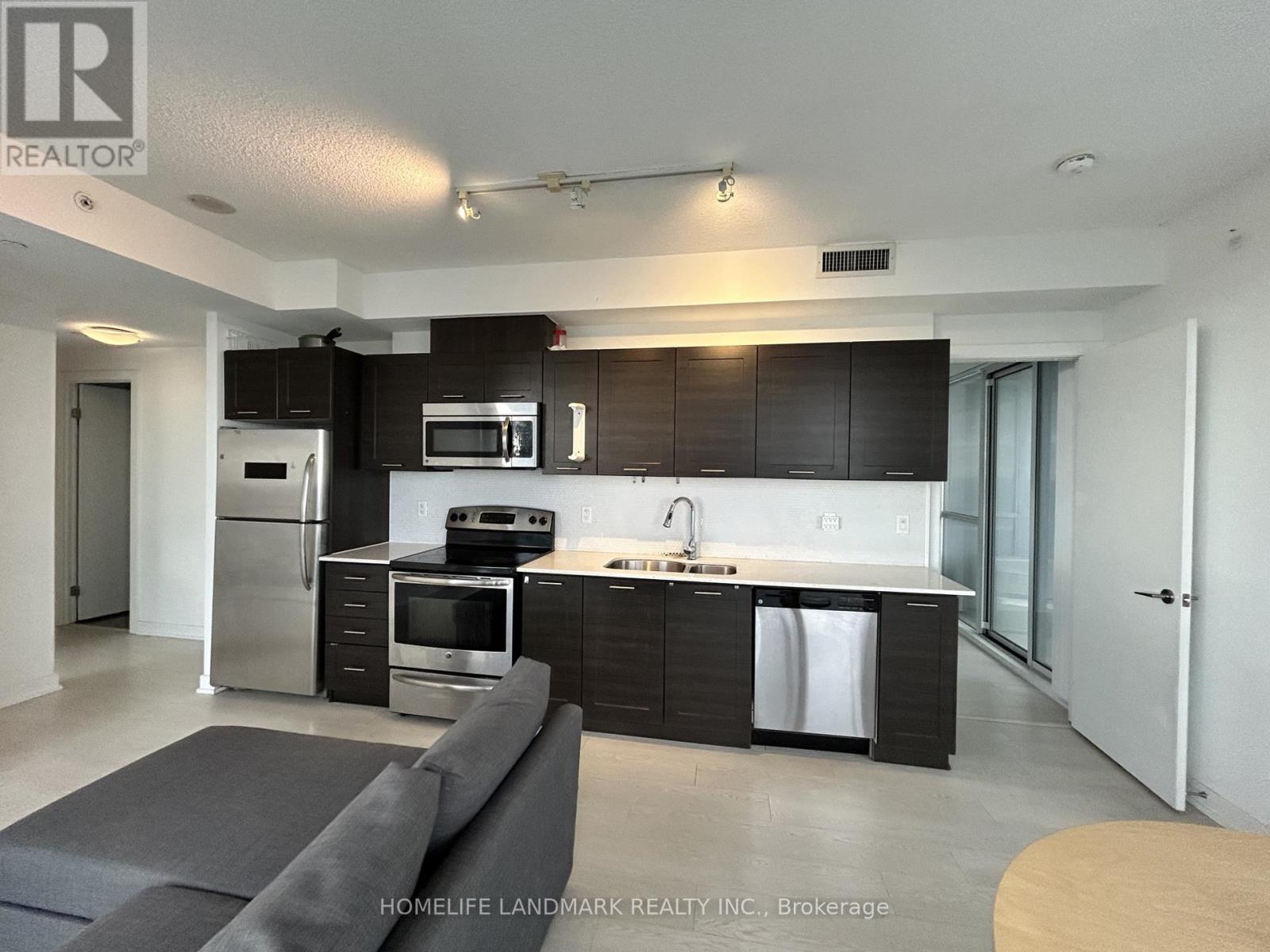 2610 - 20 Bruyeres Mews, Toronto, Ontario  M5V 0G8 - Photo 3 - C12533232