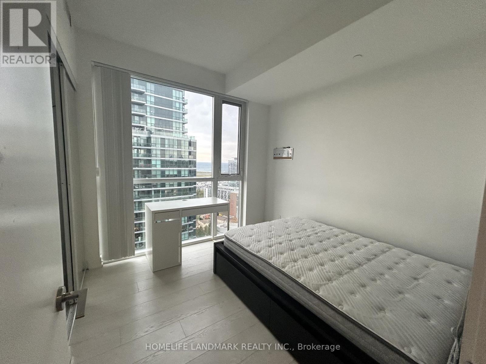 2610 - 20 Bruyeres Mews, Toronto, Ontario  M5V 0G8 - Photo 4 - C12533232