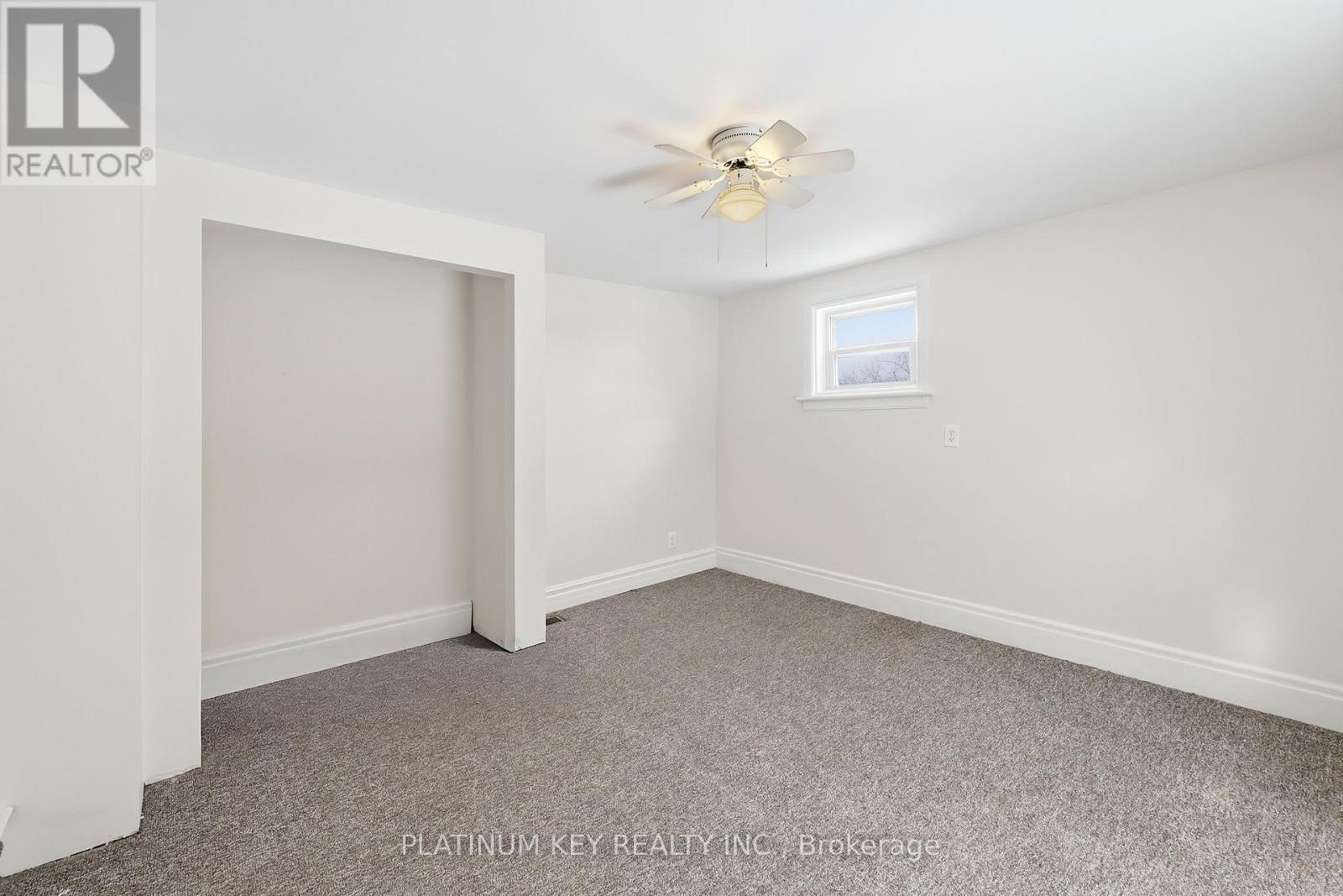 202 Thames Street N, Ingersoll, Ontario  N5C 3E4 - Photo 33 - X12542320