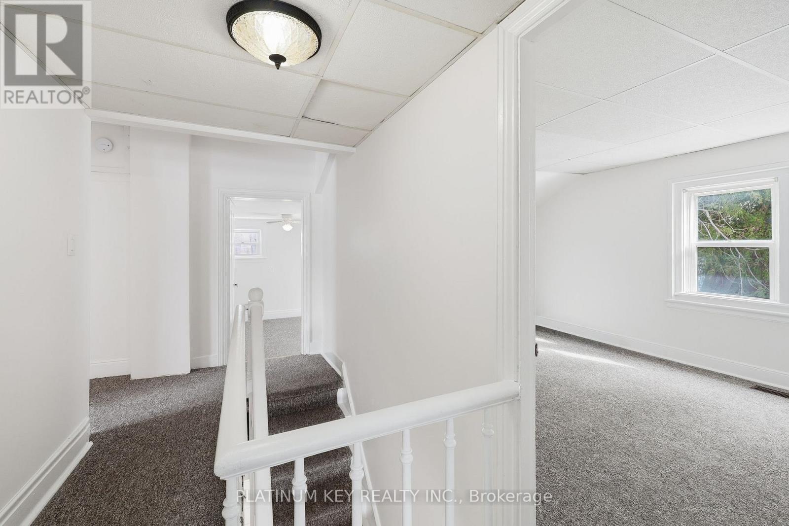 202 Thames Street N, Ingersoll, Ontario  N5C 3E4 - Photo 35 - X12542320