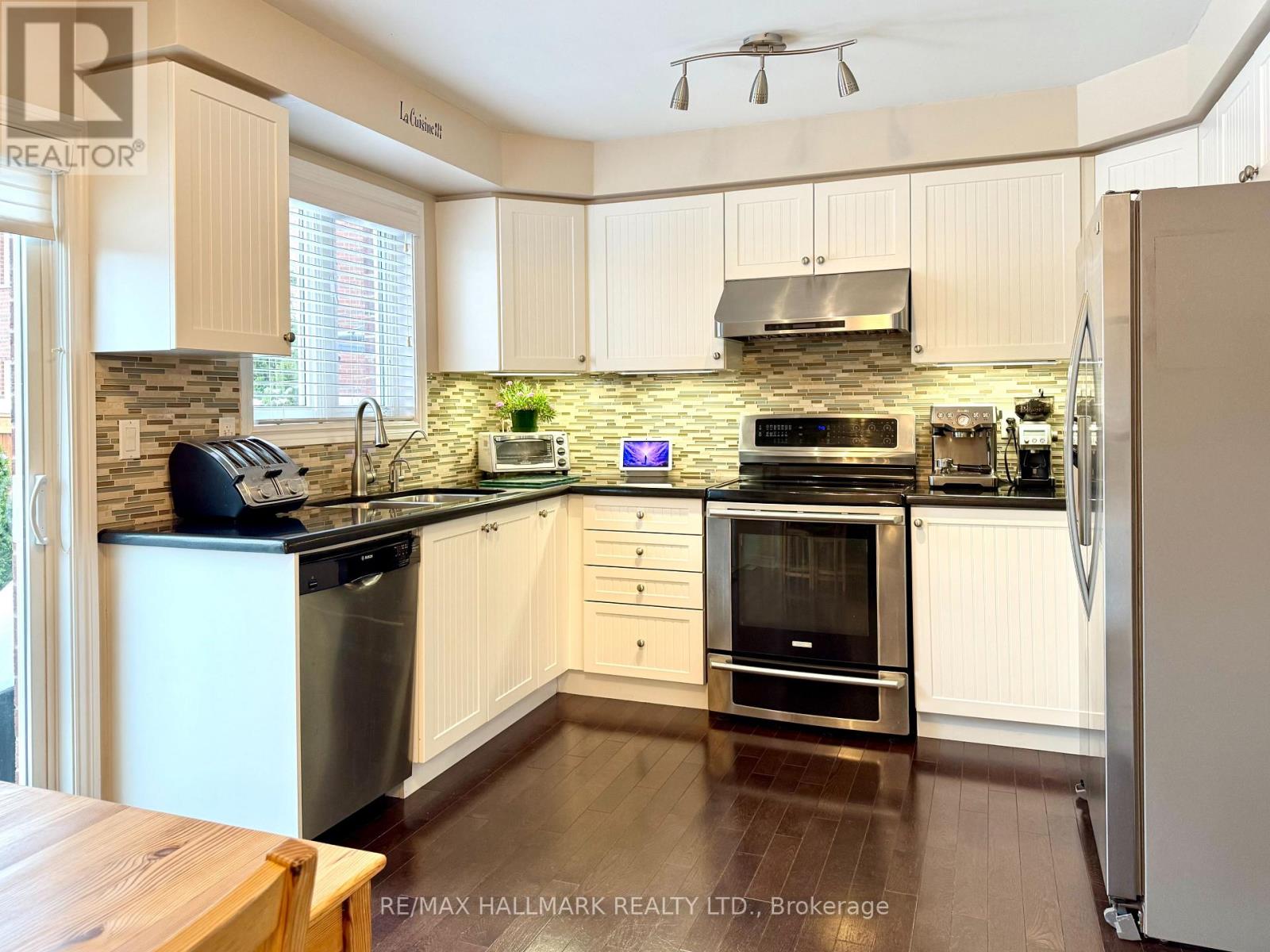 242 Karl Rose Trail, Newmarket, Ontario  L3X 3J2 - Photo 14 - N12542264