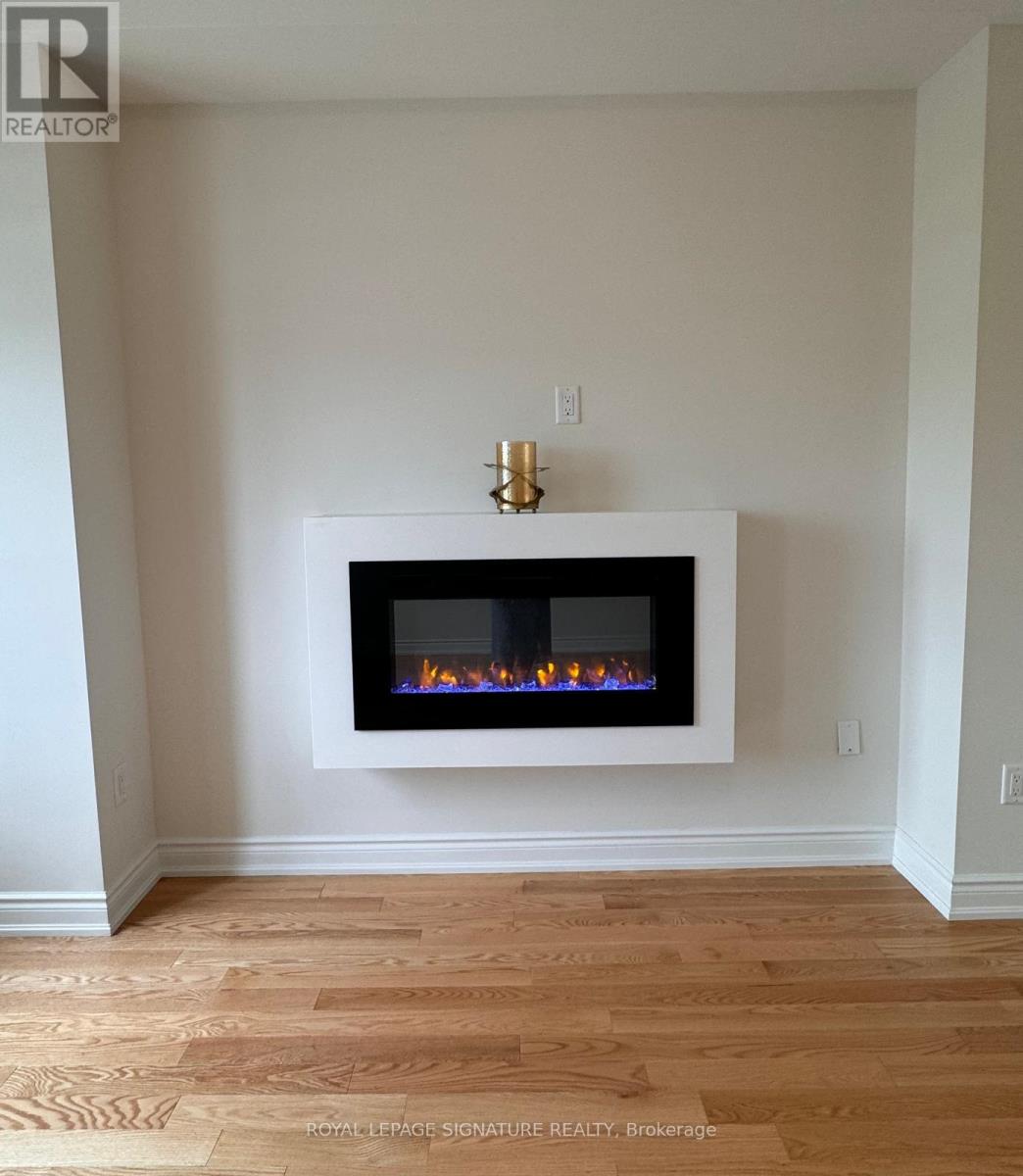 3333 Sixth Line, Oakville, Ontario  L6H 0Z5 - Photo 5 - W12502972