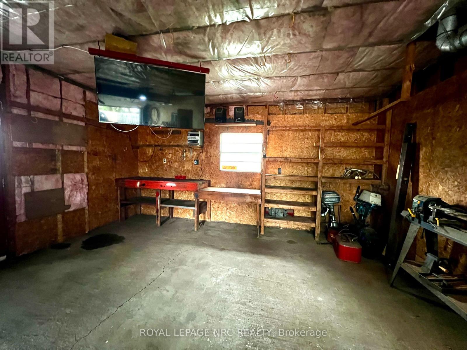 2 Pioneer Village Crescent, Thorold, Ontario  L2V 4J8 - Photo 35 - X12538736