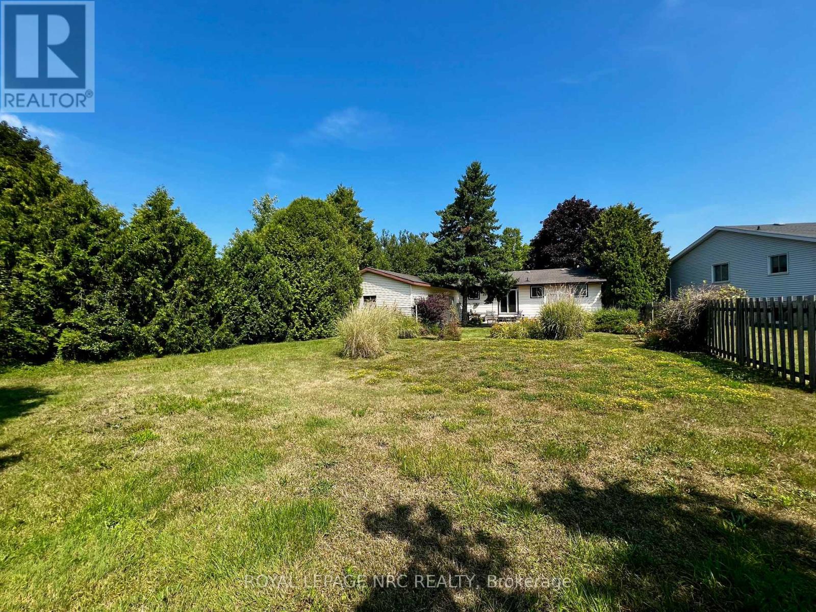 2 Pioneer Village Crescent, Thorold, Ontario  L2V 4J8 - Photo 36 - X12538736