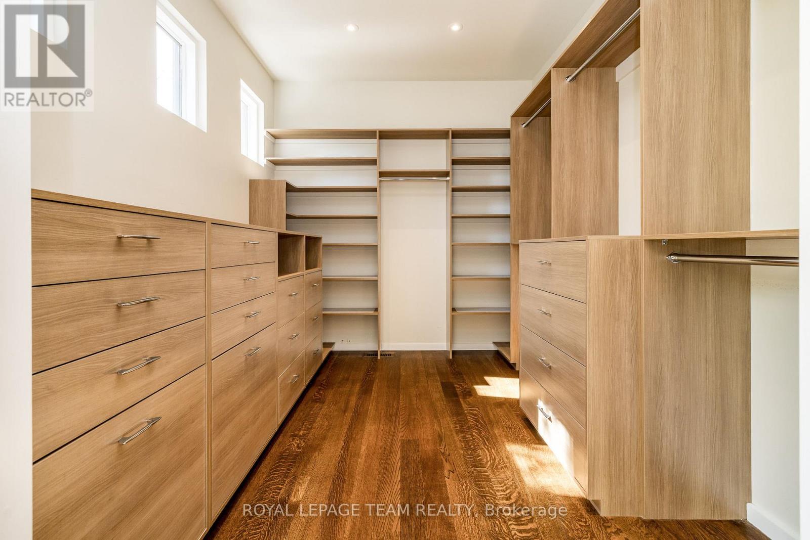 14 Kanata Rockeries Private, Ottawa, Ontario  K2K 3P4 - Photo 17 - X12183076