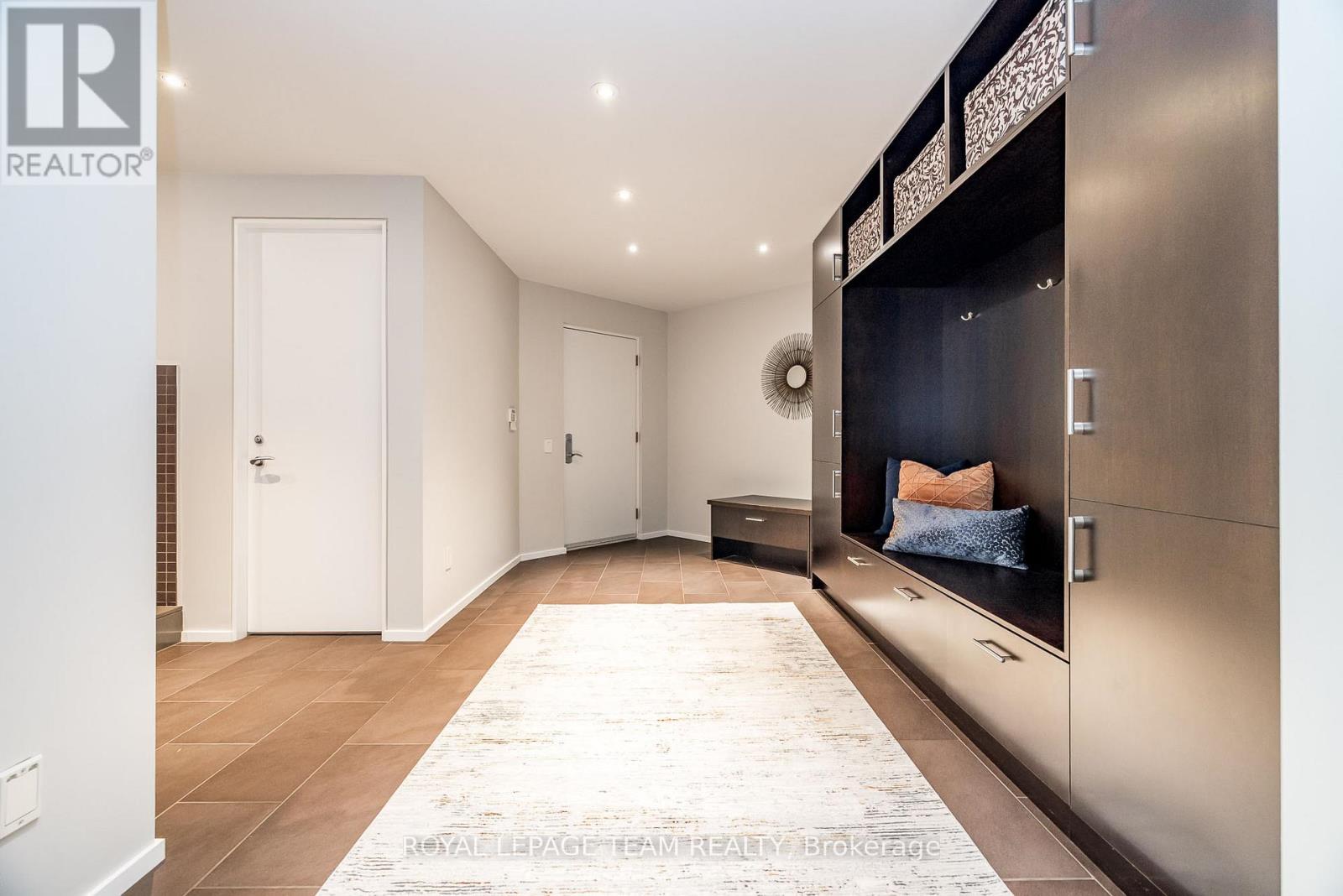 14 Kanata Rockeries Private, Ottawa, Ontario  K2K 3P4 - Photo 37 - X12183076