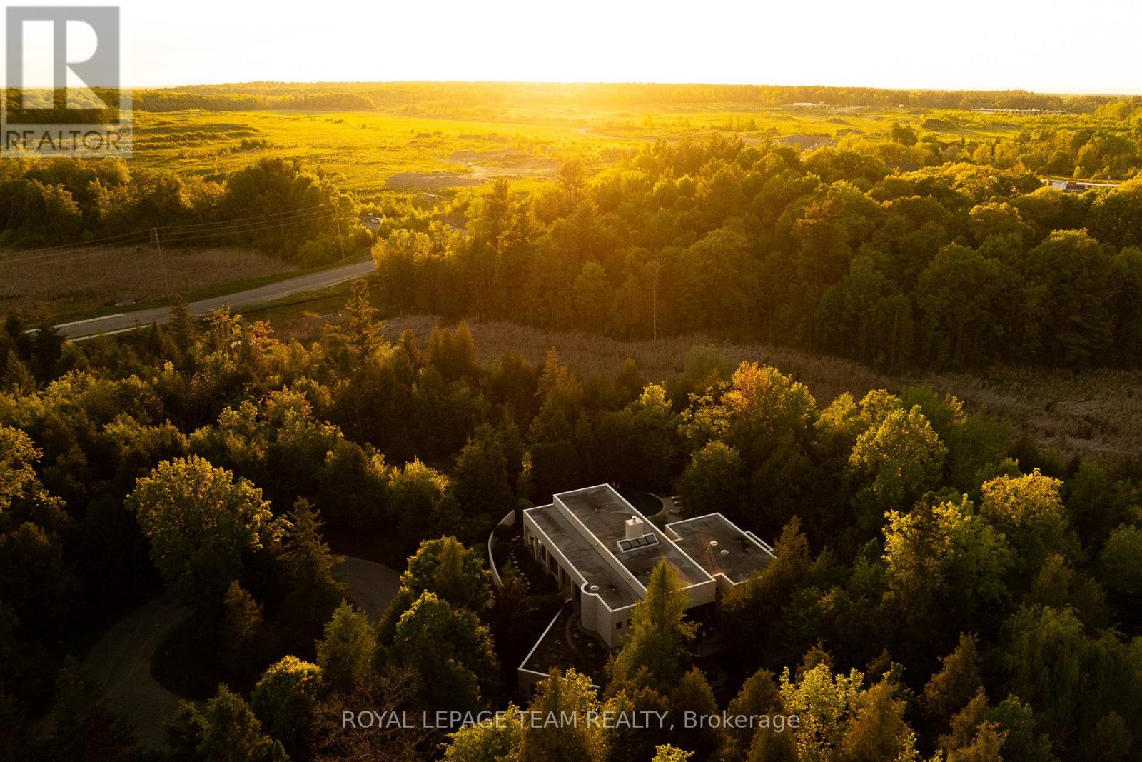 14 Kanata Rockeries Private, Ottawa, Ontario  K2K 3P4 - Photo 39 - X12183076