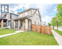 4 Copperpond Parade SE Copperfield