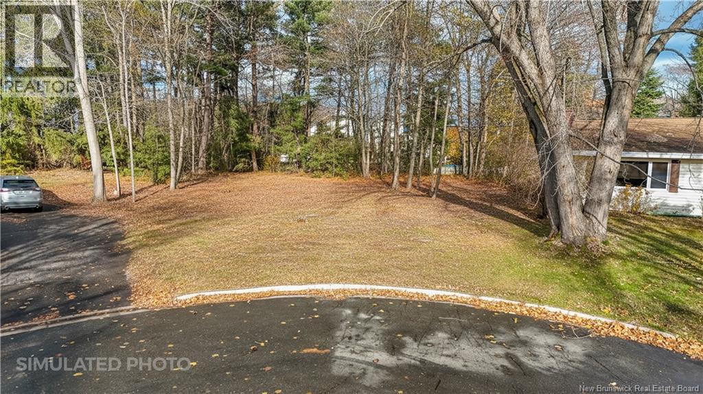 33 Burse Court, Fredericton, New Brunswick  E3A 3C7 - Photo 2 - NB130123