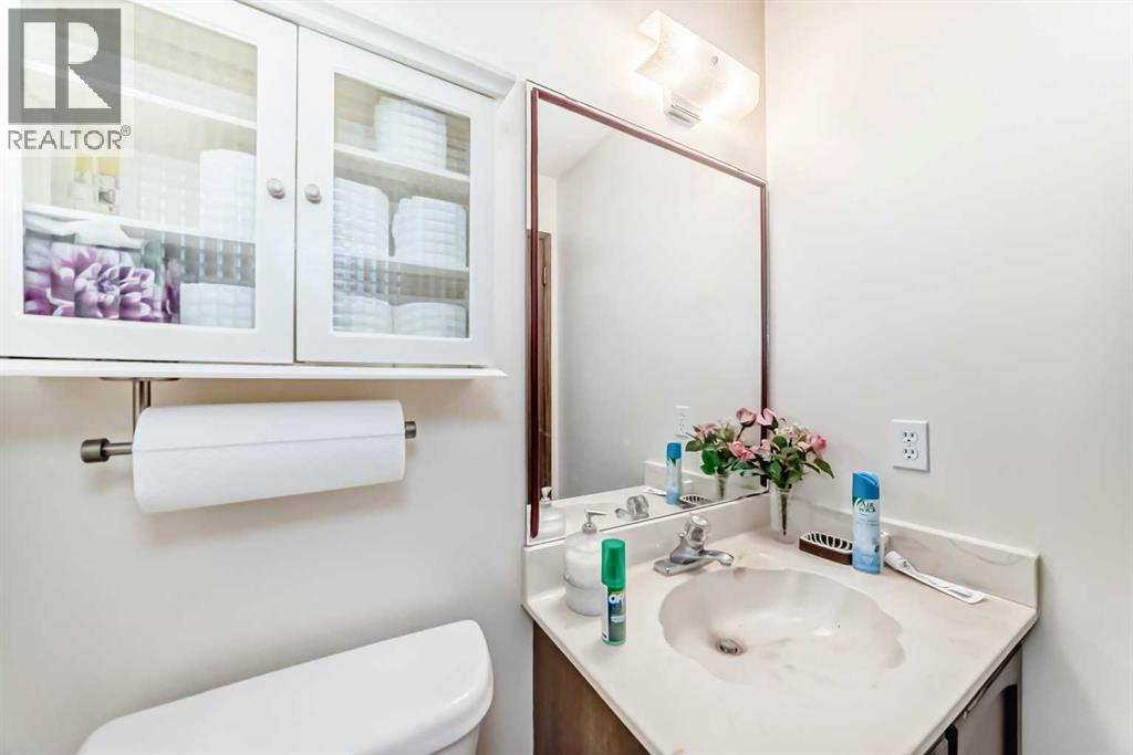 15 Whitewood Bay Ne, Calgary, Alberta  T1Y 3N3 - Photo 21 - A2259751