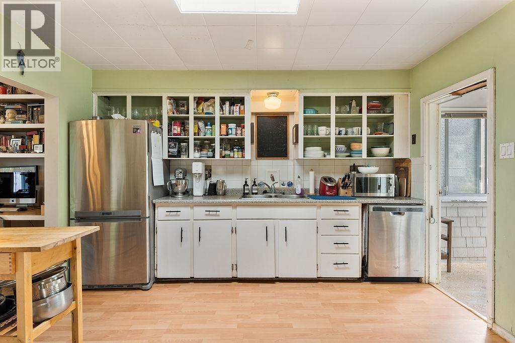 4225 John Street, Vancouver, British Columbia  V5V 3W8 - Photo 9 - R3067011