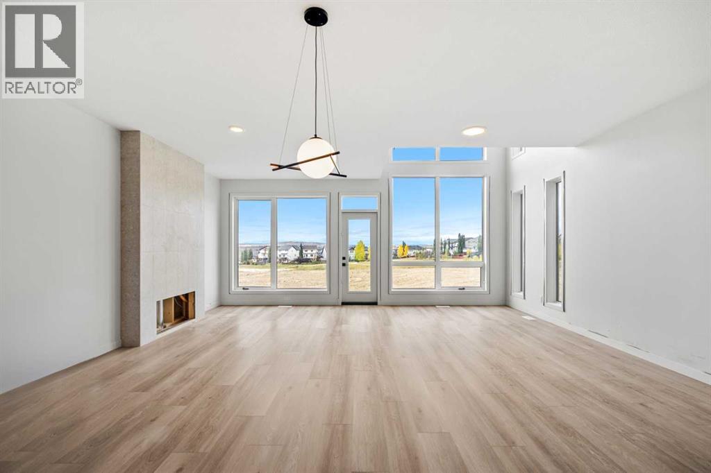 50 Heritage Heath, Cochrane, Alberta  T0T 0T0 - Photo 10 - A2262939