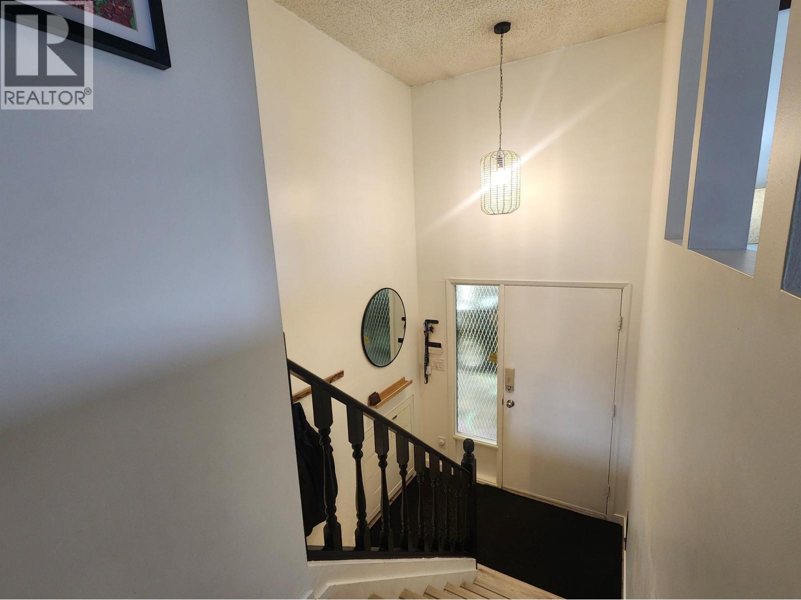 108 Thacker Crescent, Prince George, British Columbia  V2M 6G3 - Photo 2 - R3067018