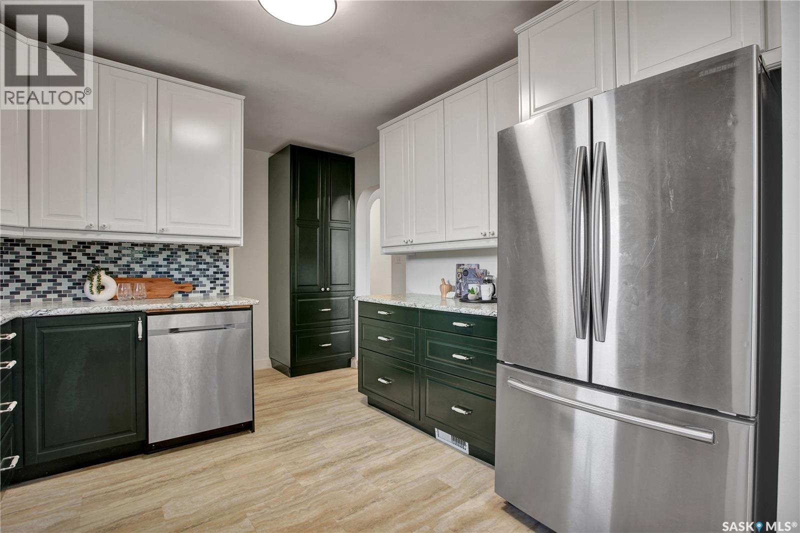 2105 York Avenue, Saskatoon, Saskatchewan  S7J 1H7 - Photo 12 - SK023987