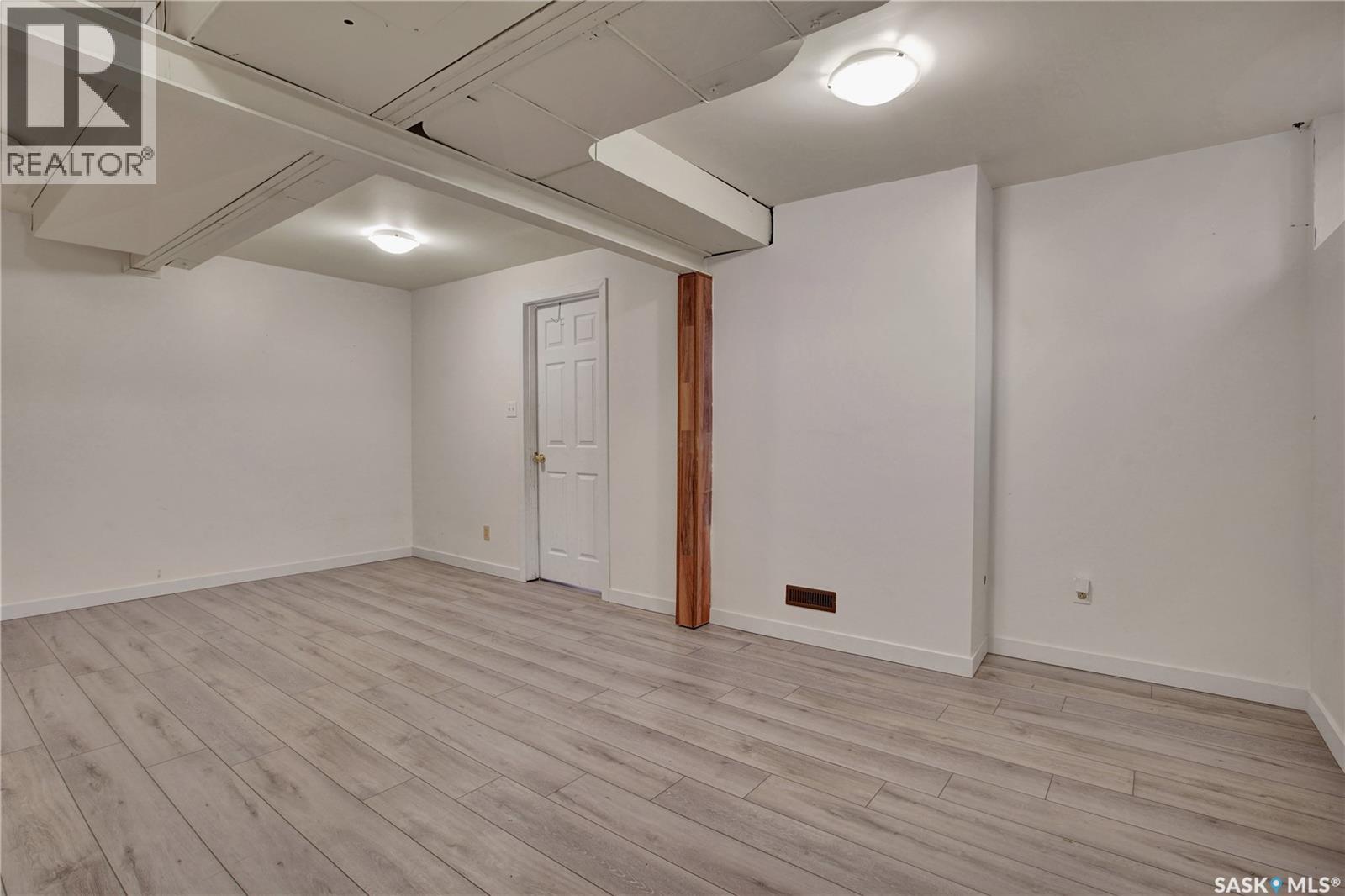 2105 York Avenue, Saskatoon, Saskatchewan  S7J 1H7 - Photo 26 - SK023987