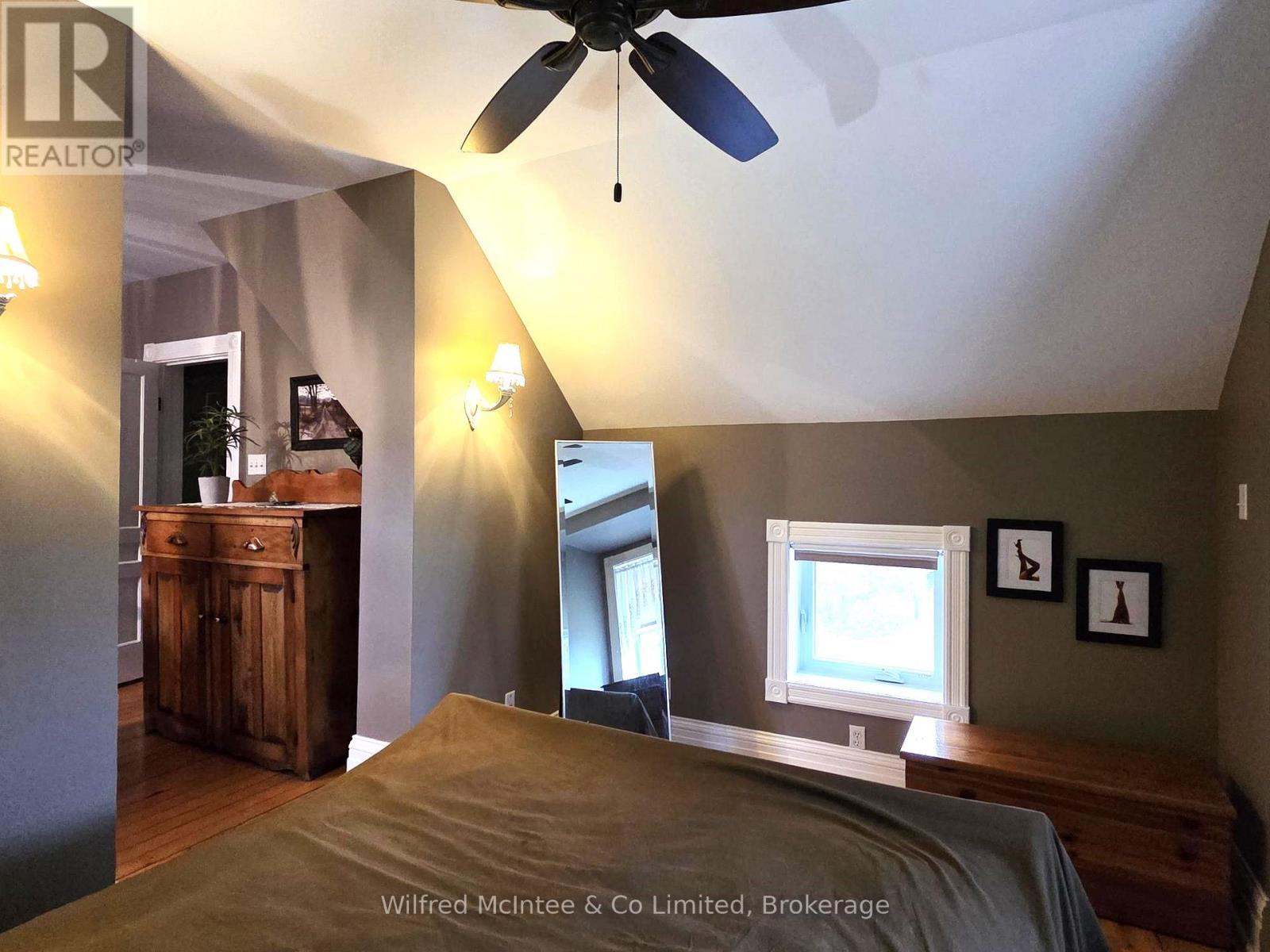 318840 Grey Rd 1, Georgian Bluffs, Ontario  N4K 5N4 - Photo 22 - X12538408