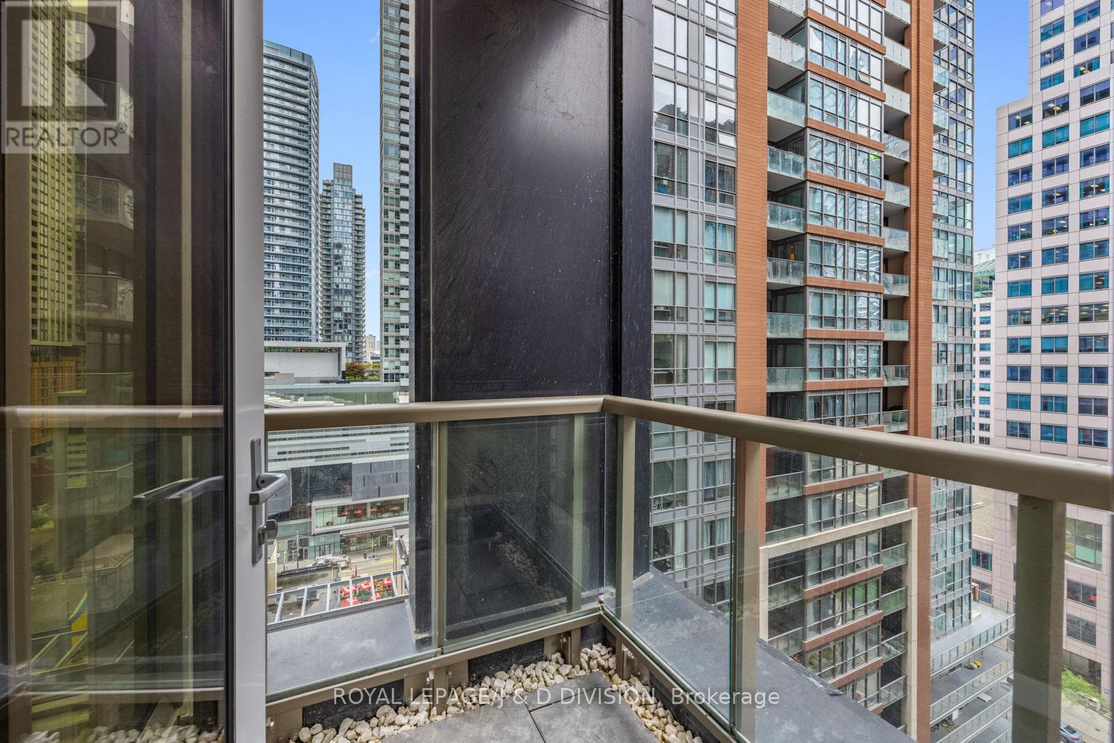 1002 - 15 Mercer Street, Toronto, Ontario  M5V 1H2 - Photo 17 - C12542342