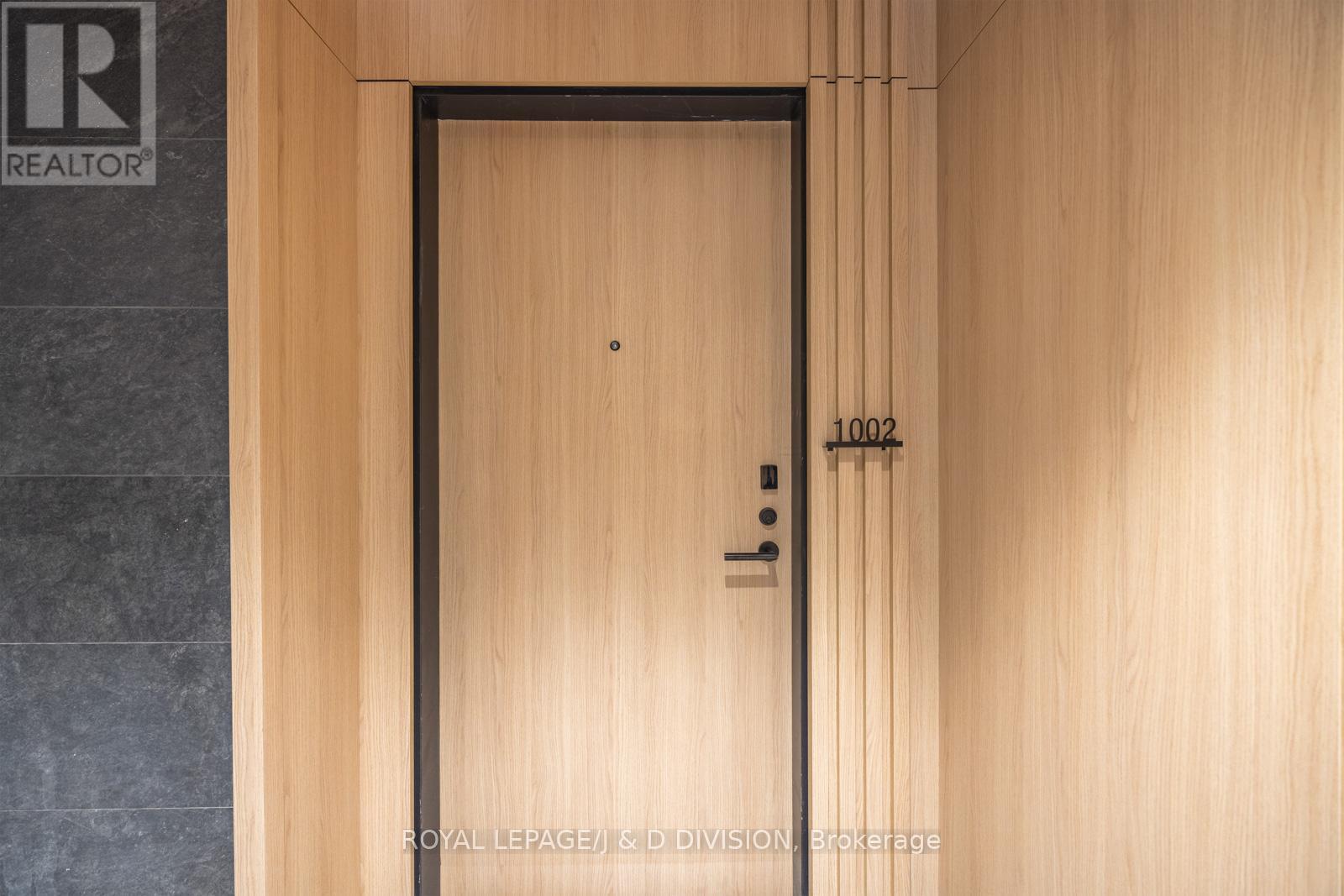 1002 - 15 Mercer Street, Toronto, Ontario  M5V 1H2 - Photo 3 - C12542342