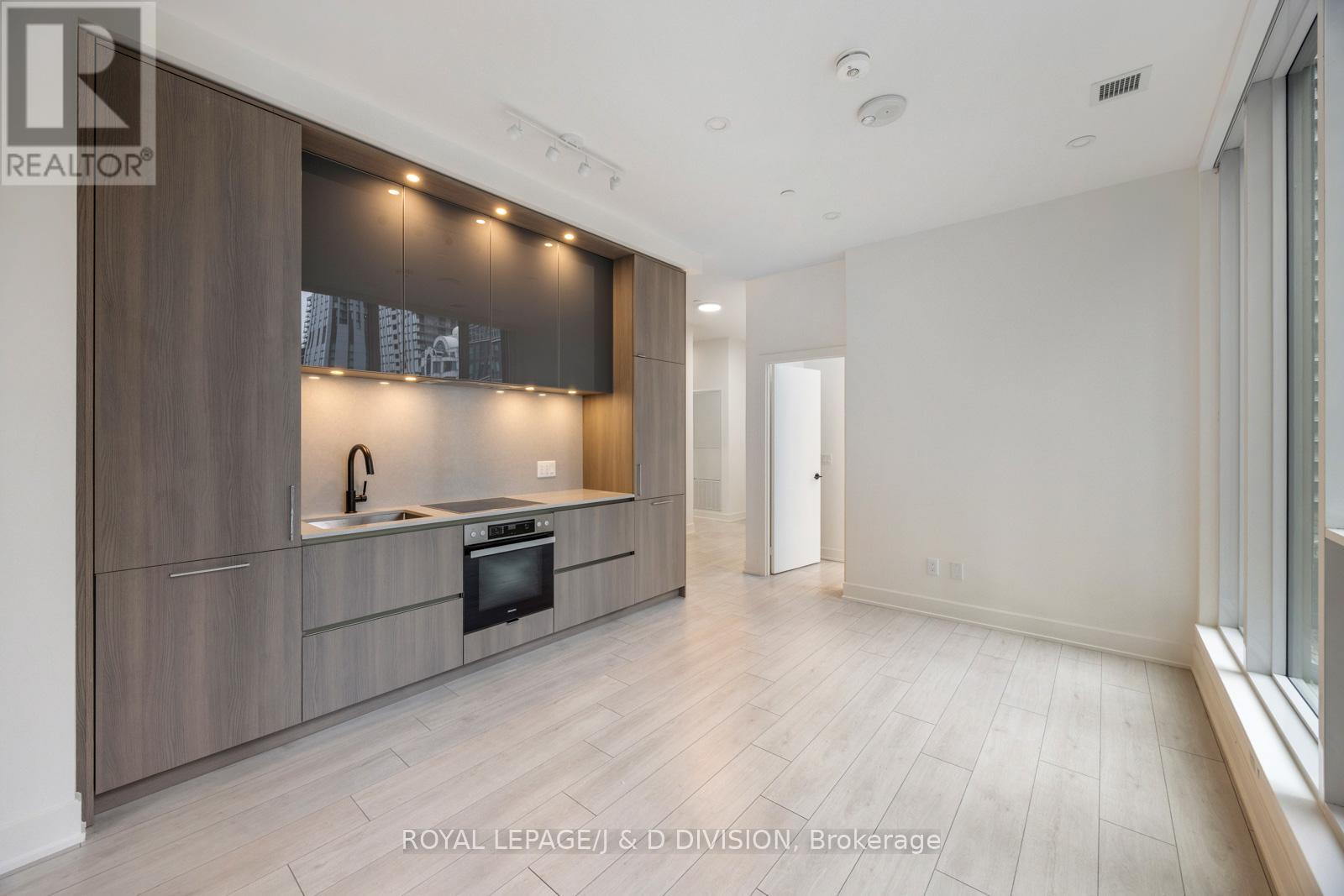 1002 - 15 Mercer Street, Toronto, Ontario  M5V 1H2 - Photo 8 - C12542342