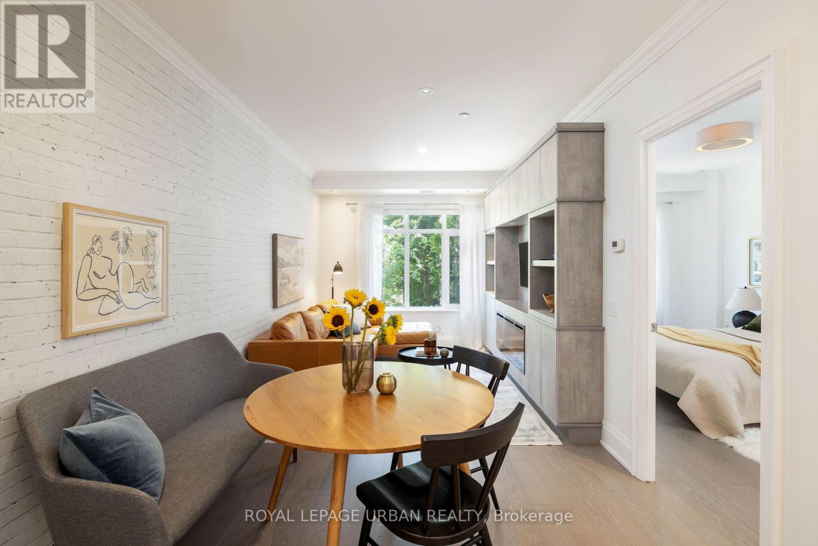 223 - 1900 Bayview Avenue, Toronto, Ontario  M4G 0A6 - Photo 4 - C12542398