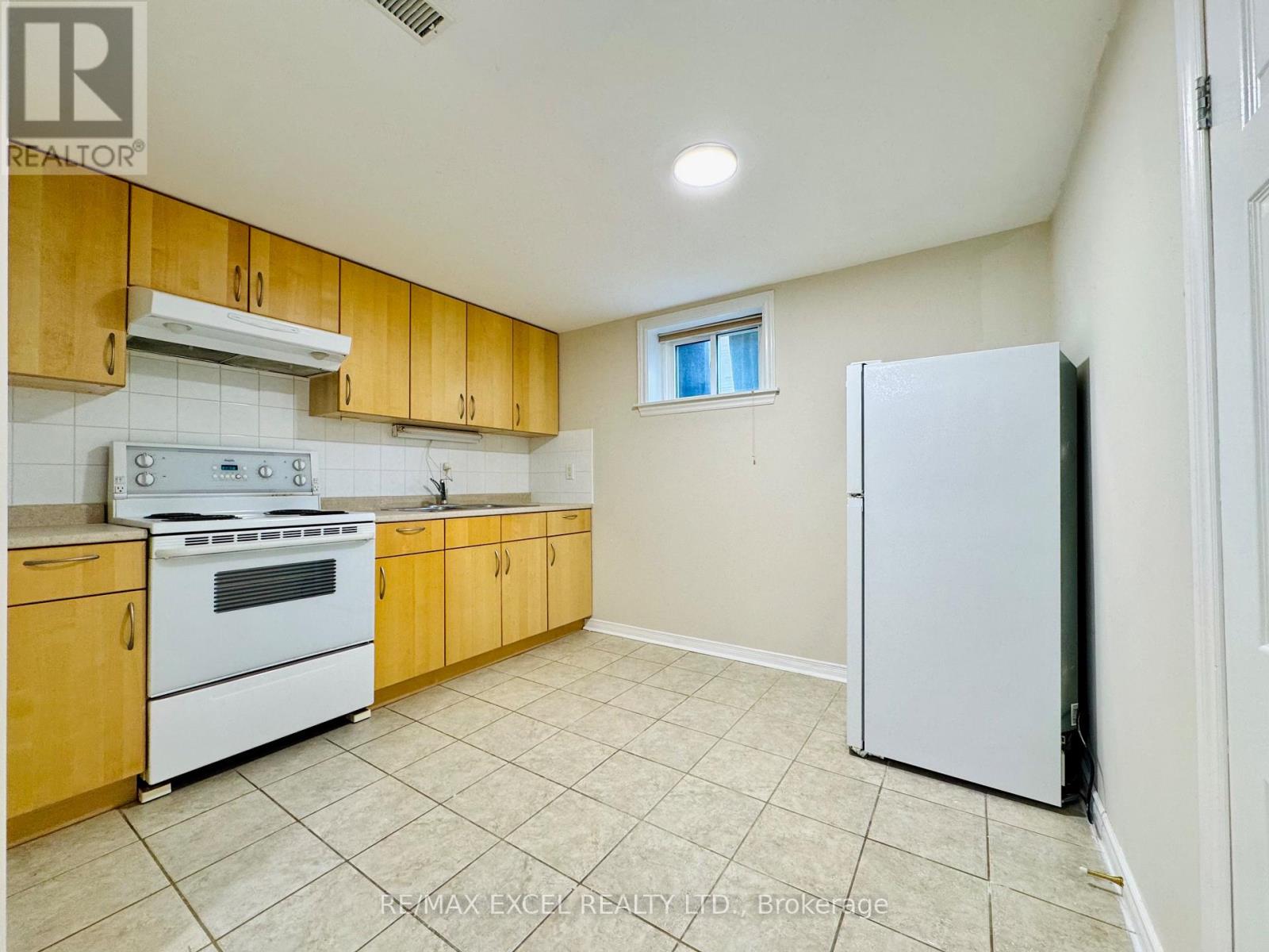 Basement - 98 Newton Drive, Toronto, Ontario  M2M 2N1 - Photo 6 - C12542404