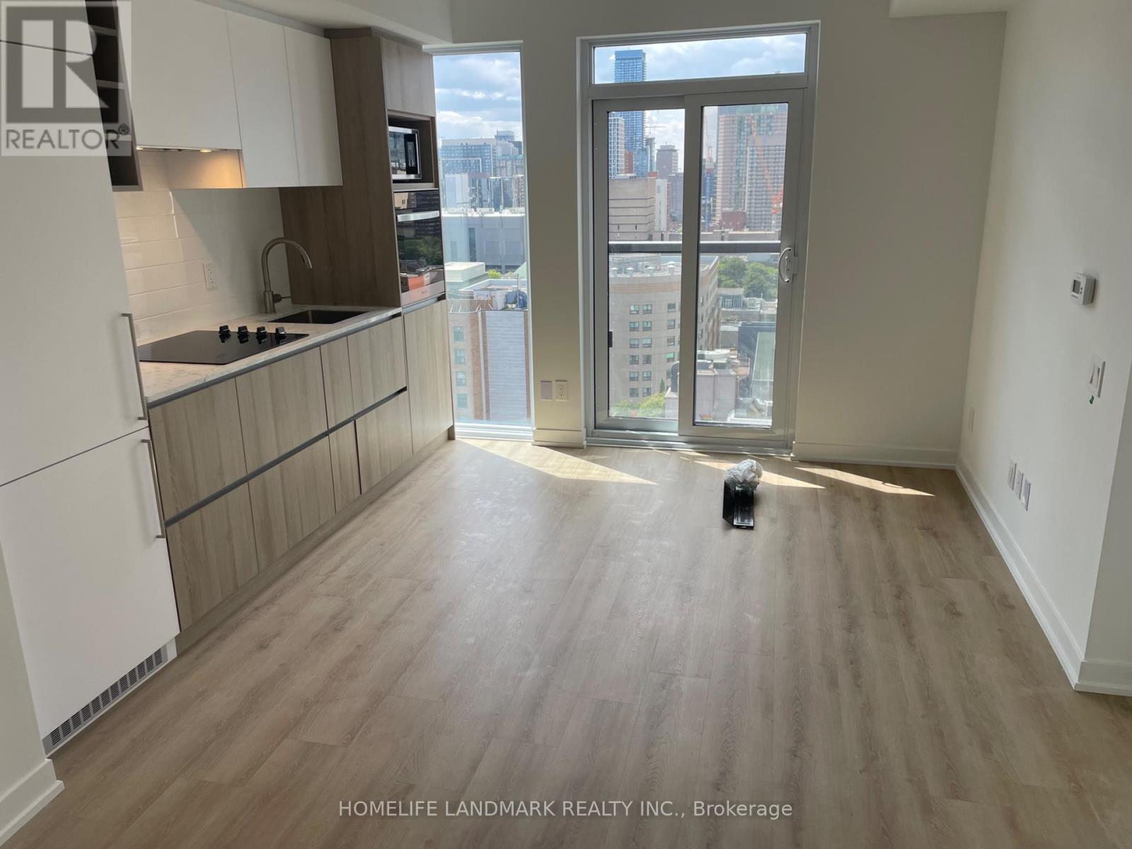 2005 - 319 Jarvis Street, Toronto, Ontario  M5B 0C8 - Photo 4 - C12542416