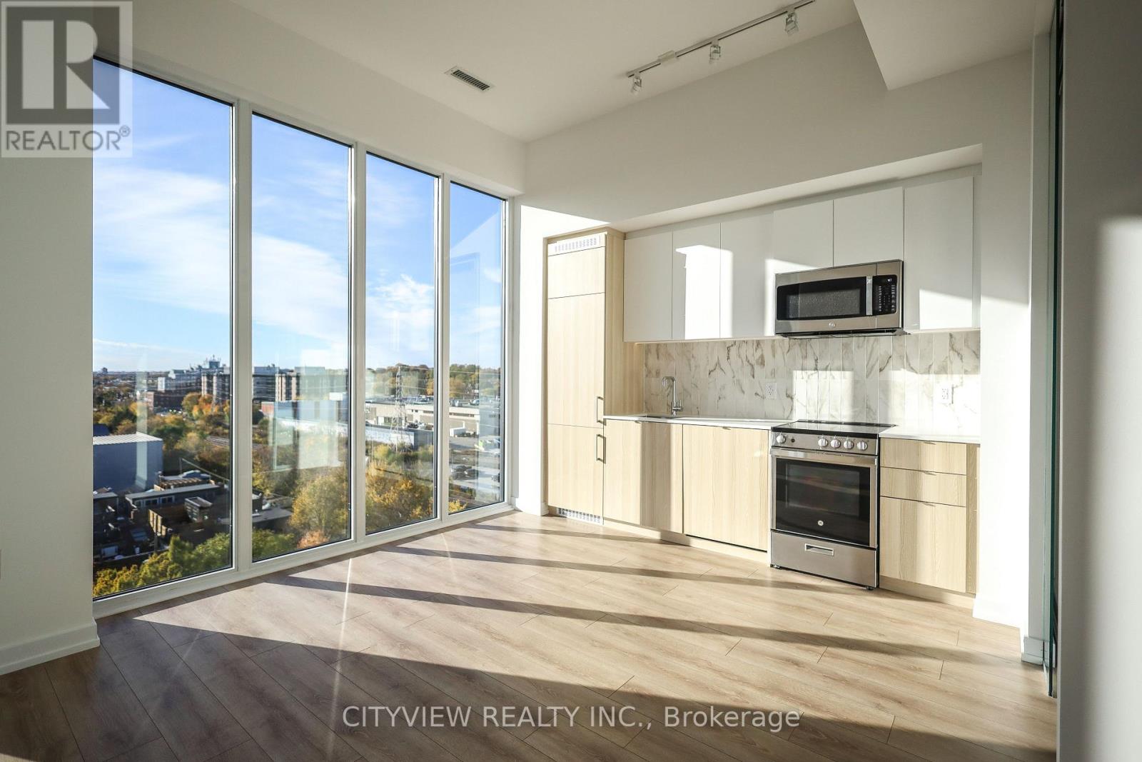 804 - 500 Dupont Street, Toronto, Ontario  M6G 1Y7 - Photo 5 - C12542426