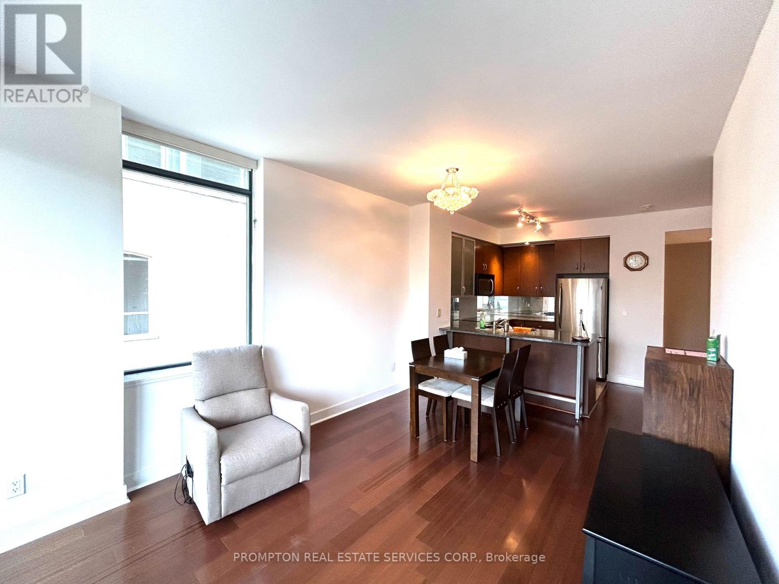 505 - 438 King Street W, Toronto, Ontario  M5V 3T9 - Photo 4 - C12542440