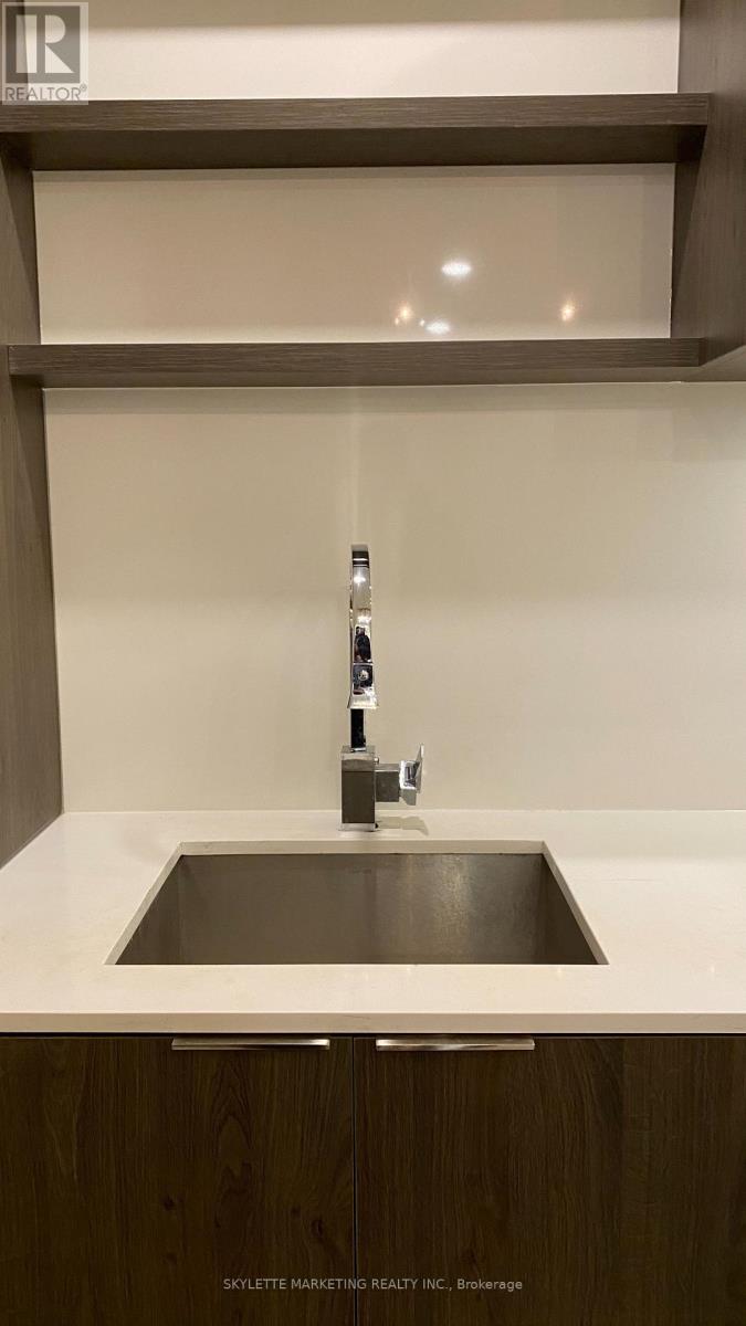 720 - 12 Bonnycastle Street, Toronto, Ontario  M5A 0C8 - Photo 6 - C12542448