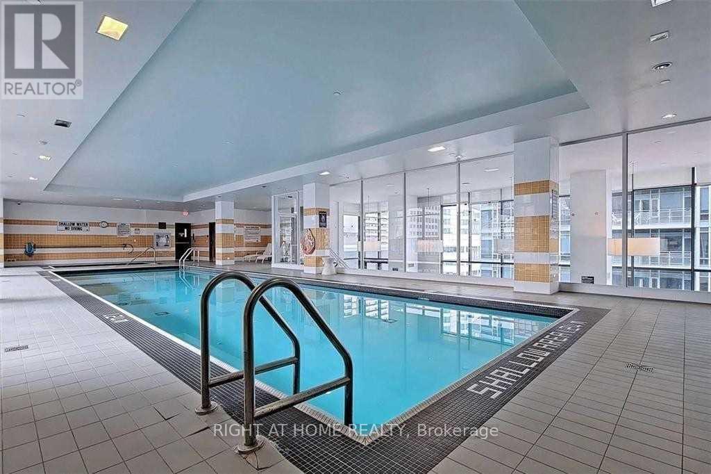 724 - 295 Adelaide Street W, Toronto, Ontario  M5V 0L4 - Photo 13 - C12542486