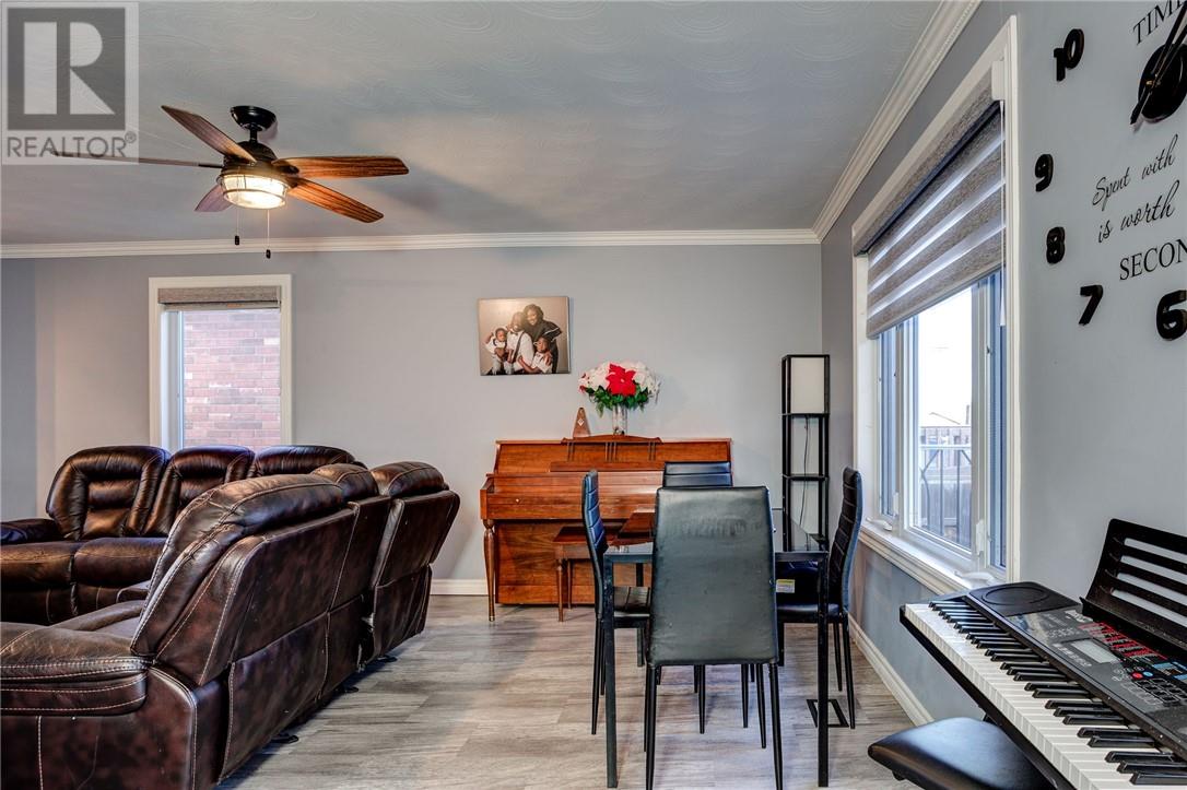 2211 Grenoble Court, Sudbury, Ontario  P3A 4W1 - Photo 3 - 2125607