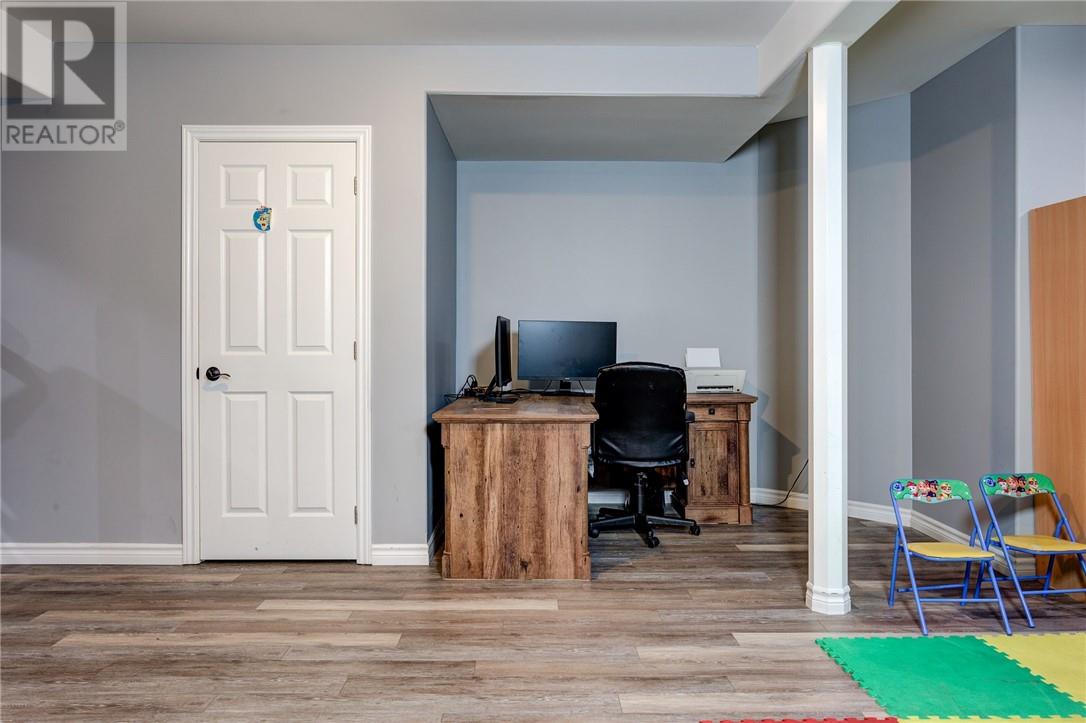2211 Grenoble Court, Sudbury, Ontario  P3A 4W1 - Photo 14 - 2125607