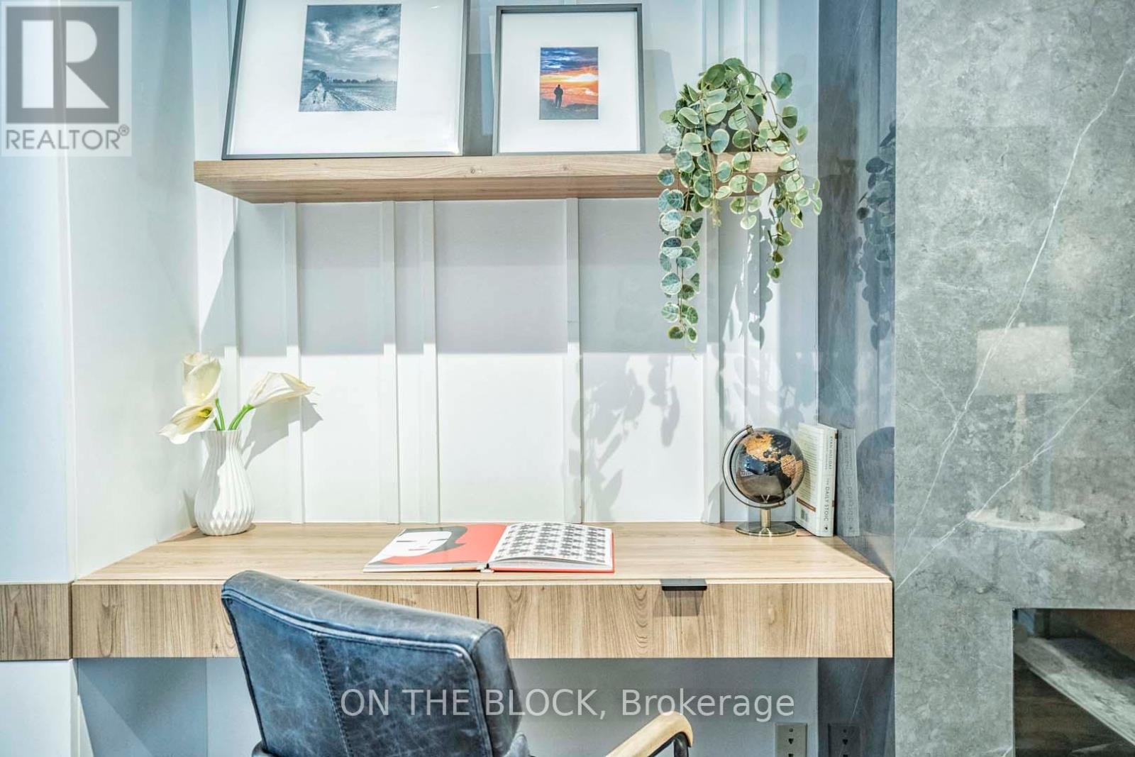 49 Leslie Street, Toronto, Ontario  M4M 3C3 - Photo 8 - E12542432