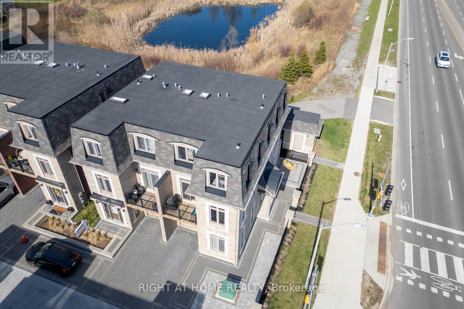 14 SEAGRAVE LANE, Ajax, Ontario