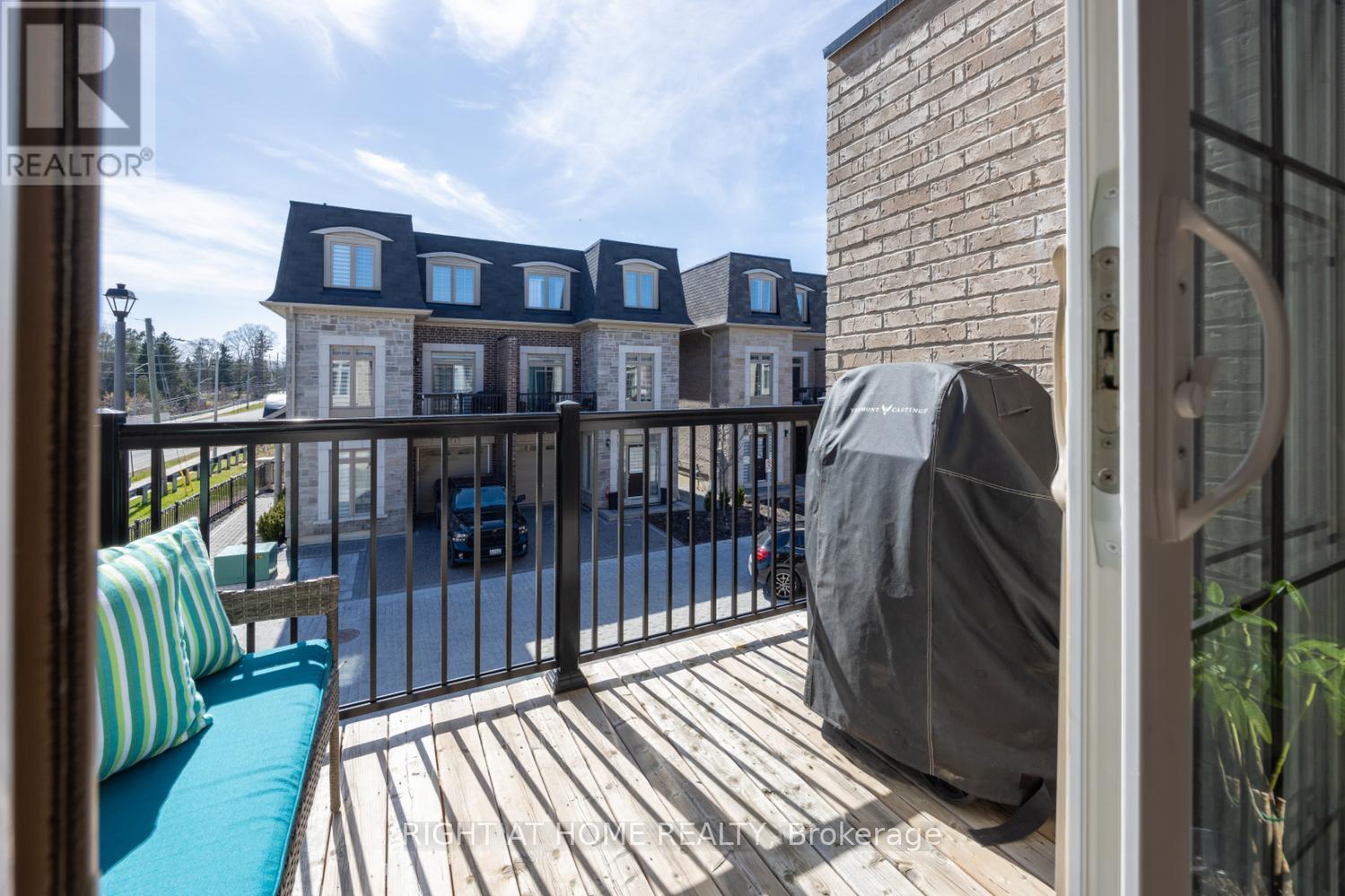 14 Seagrave Lane, Ajax, Ontario  L1T 0P2 - Photo 10 - E12542458