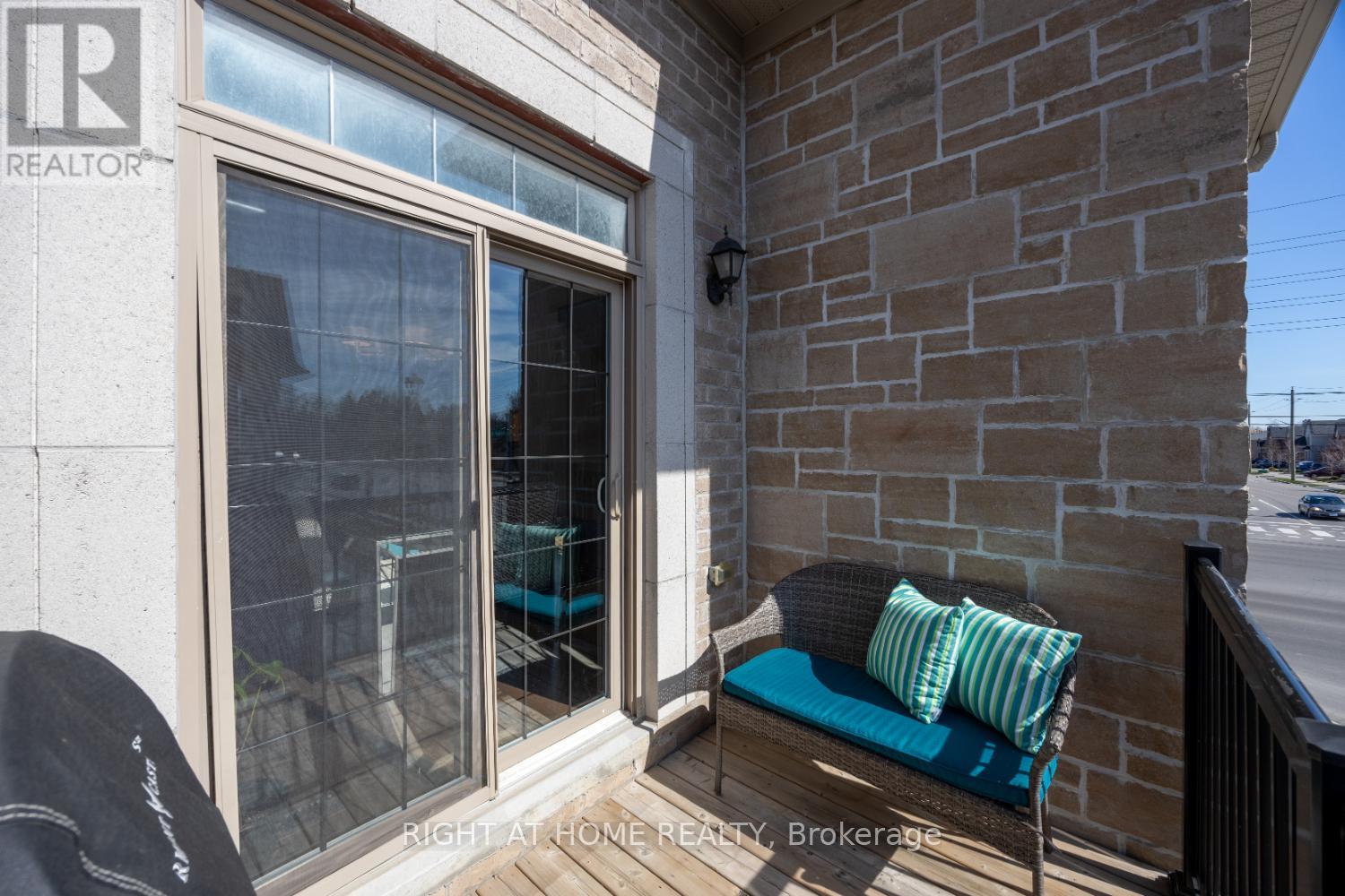 14 Seagrave Lane, Ajax, Ontario  L1T 0P2 - Photo 11 - E12542458