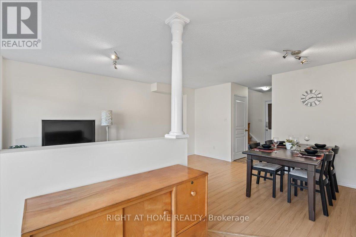 84 Trevino Circle, Barrie, Ontario  L4M 6T8 - Photo 10 - S12540086