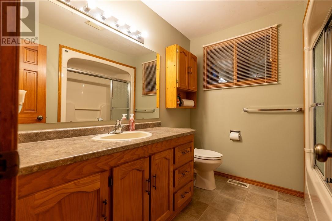 1261 Attlee Avenue, Sudbury, Ontario P3A 3J7 - Photo 12 - 2125630