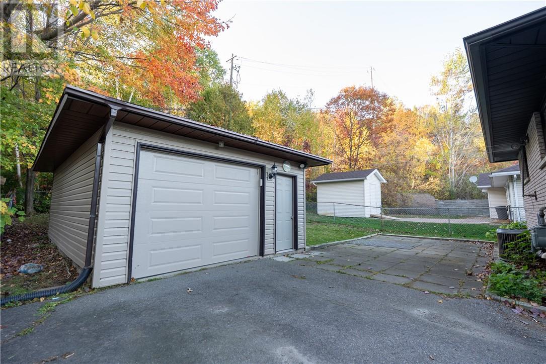 1261 Attlee Avenue, Sudbury, Ontario P3A 3J7 - Photo 47 - 2125630