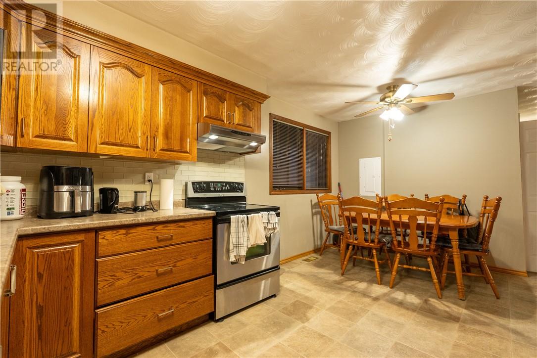 1261 Attlee Avenue, Sudbury, Ontario P3A 3J7 - Photo 9 - 2125630