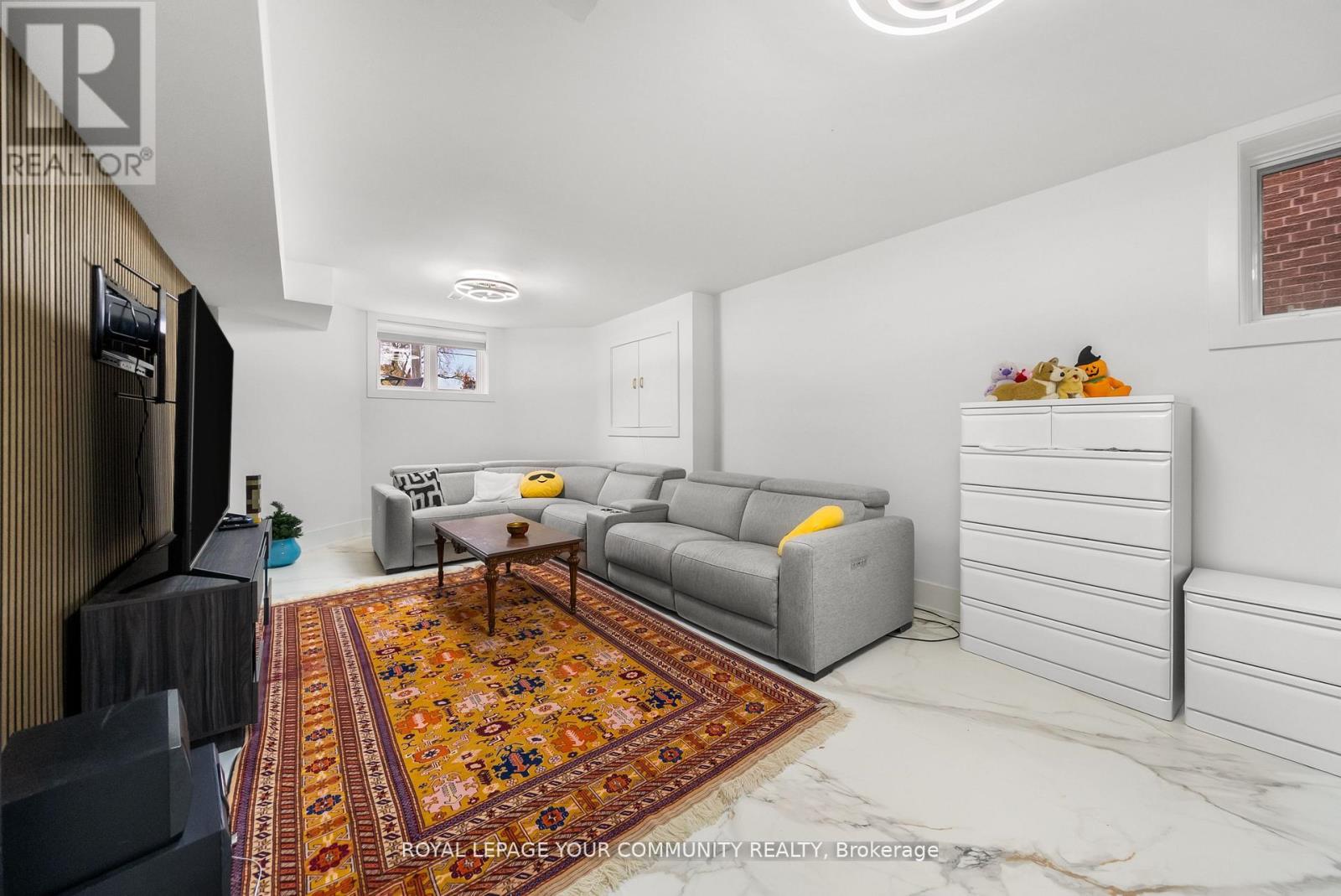 72a Oxford Street, Richmond Hill, Ontario  L4C 4L5 - Photo 17 - N12542334