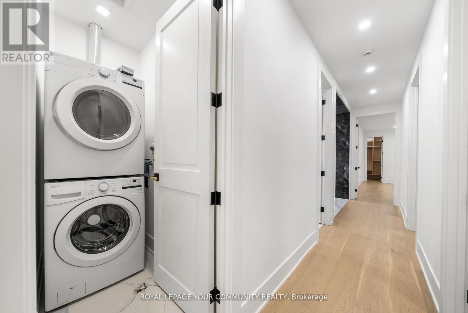 72a Oxford Street, Richmond Hill, Ontario  L4C 4L5 - Photo 33 - N12542334