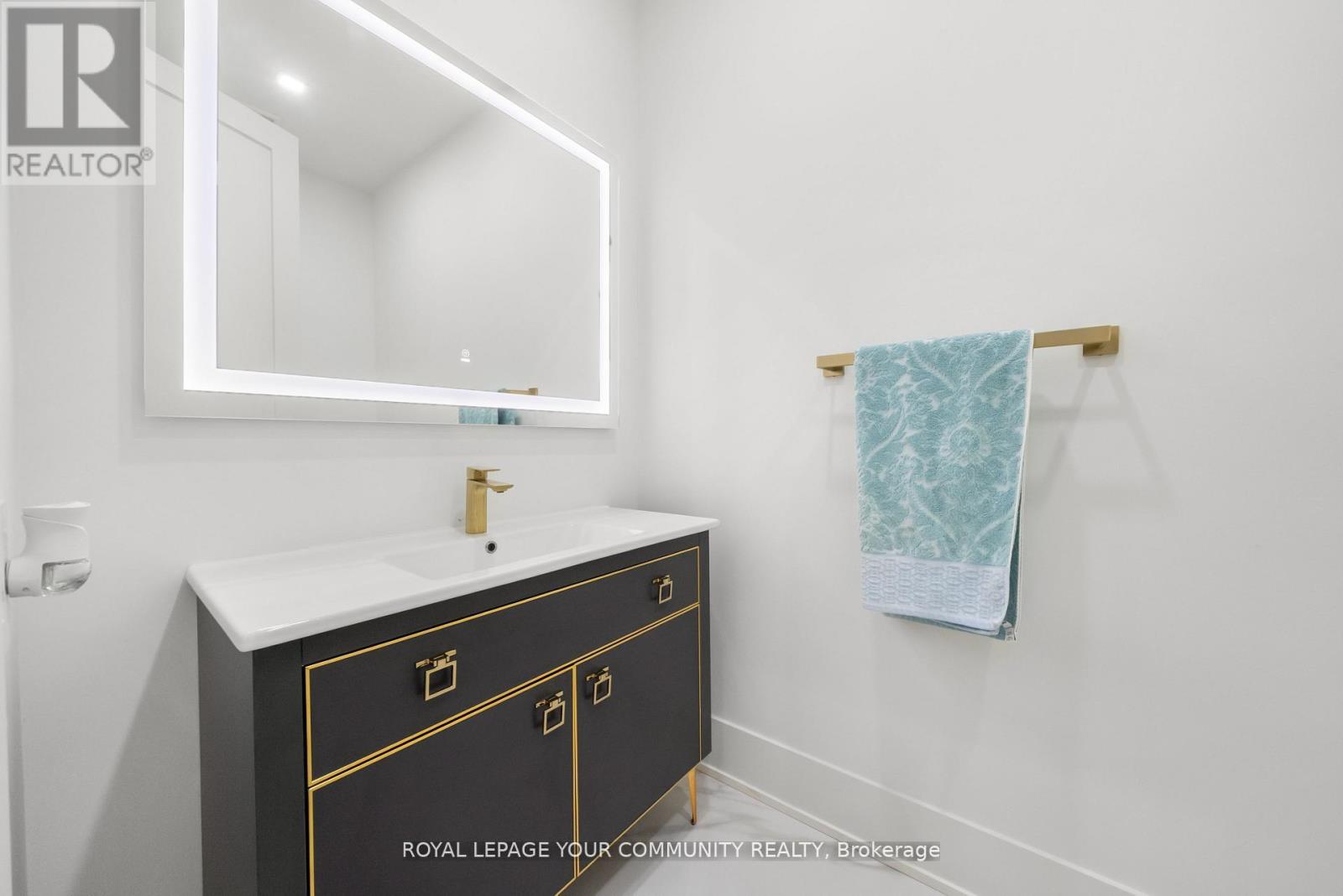 72a Oxford Street, Richmond Hill, Ontario  L4C 4L5 - Photo 38 - N12542334