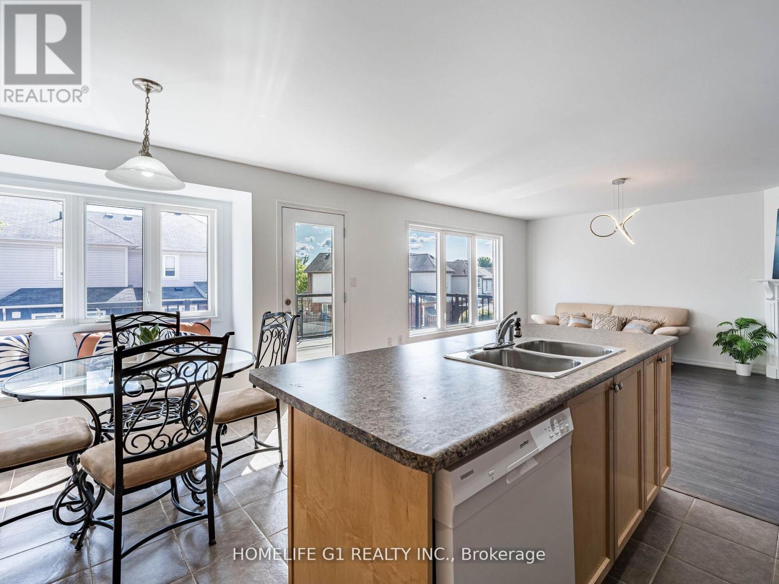 23 Davidson Drive, New Tecumseth, Ontario  L9R 0E4 - Photo 10 - N12542378