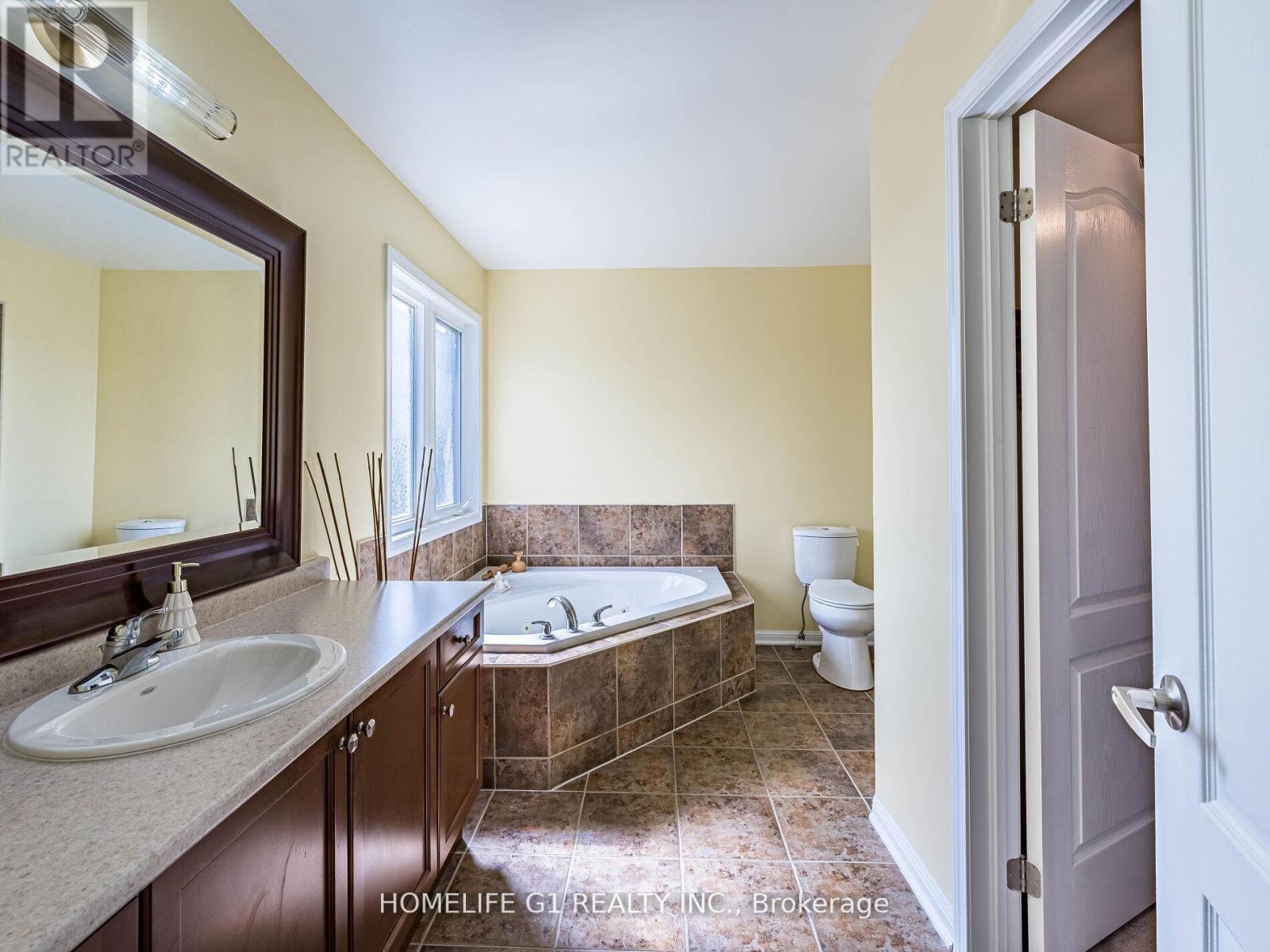 23 Davidson Drive, New Tecumseth, Ontario  L9R 0E4 - Photo 18 - N12542378