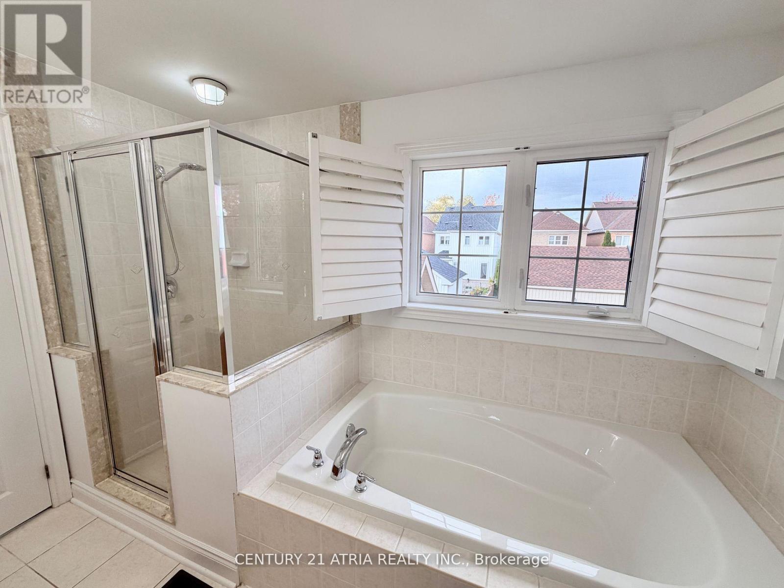 14 West Normandy Drive, Markham, Ontario  L6B 0A8 - Photo 20 - N12542410