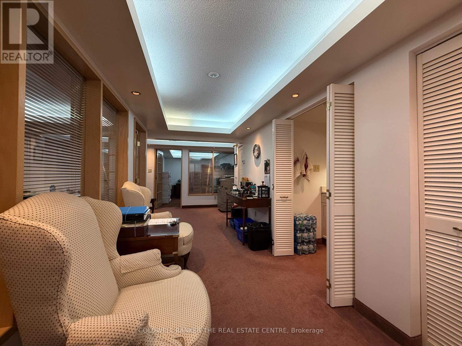 Ll1 - 390 Davis Drive, Newmarket, Ontario  L3Y 7T8 - Photo 7 - N12542430