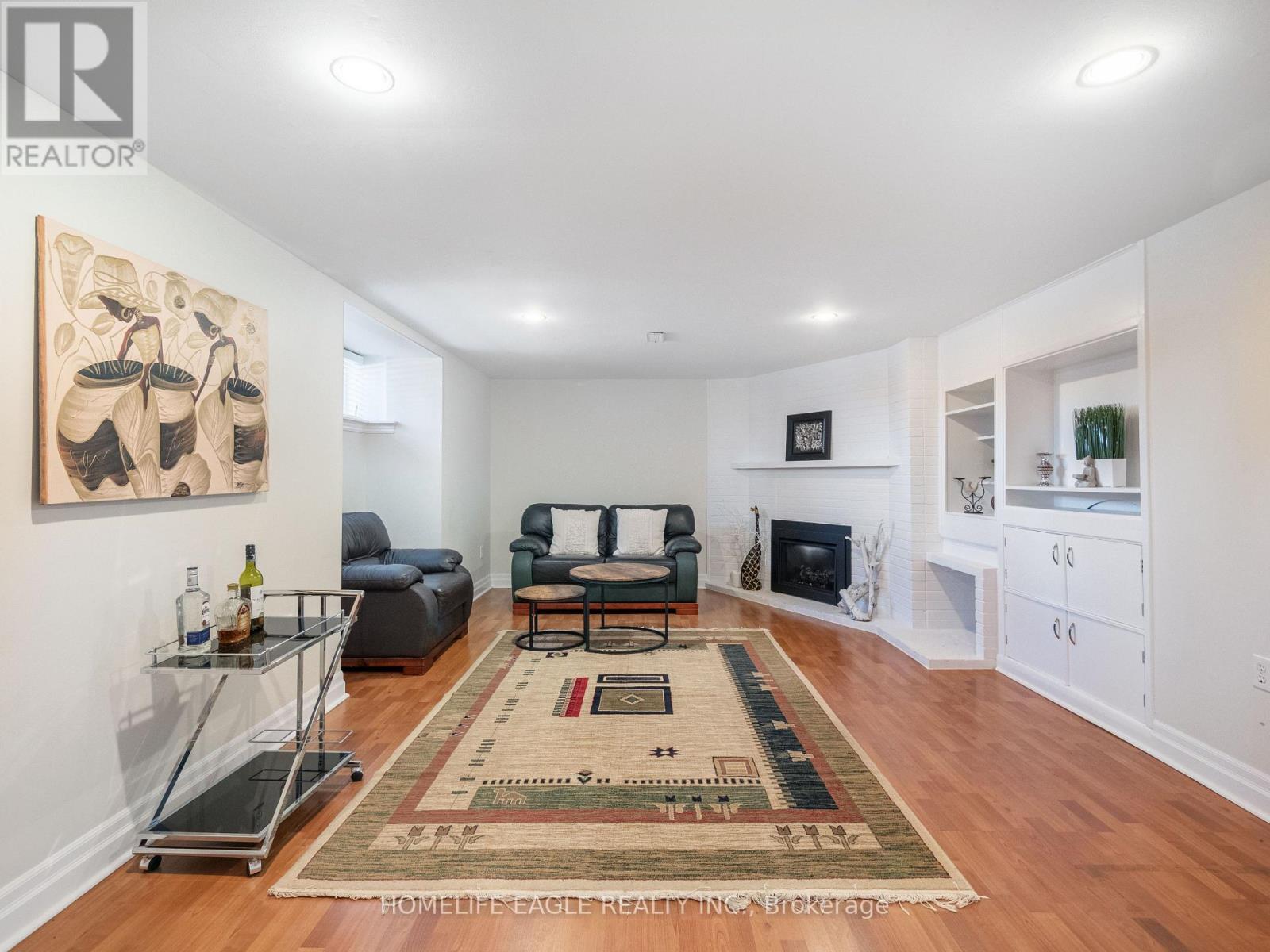 11 Knollside Drive, Richmond Hill, Ontario L4C 4W7 - Photo 19 - N12542476